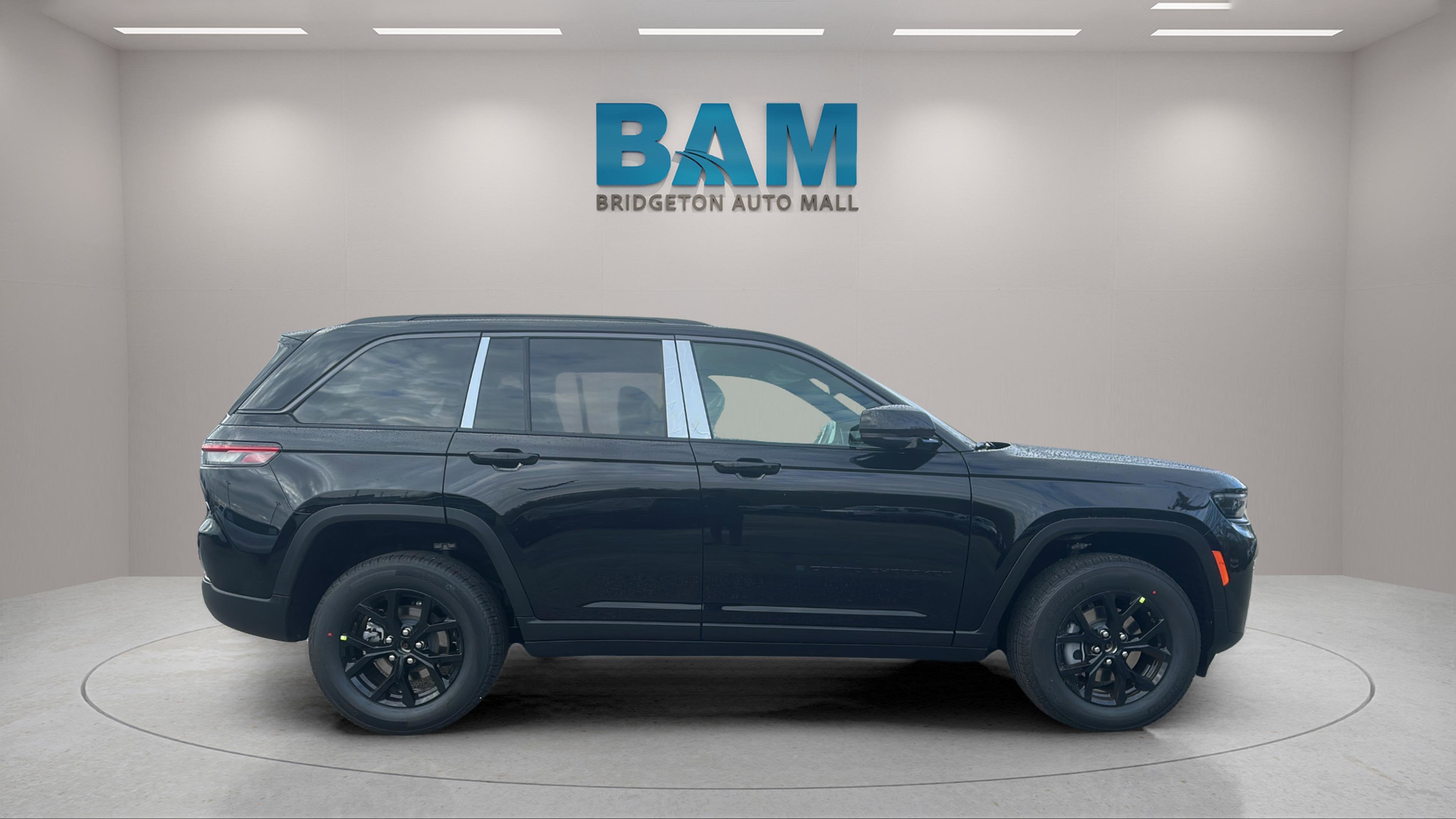 2026 Jeep Grand Cherokee GRAND CHEROKEE ALTITUDE 4X4