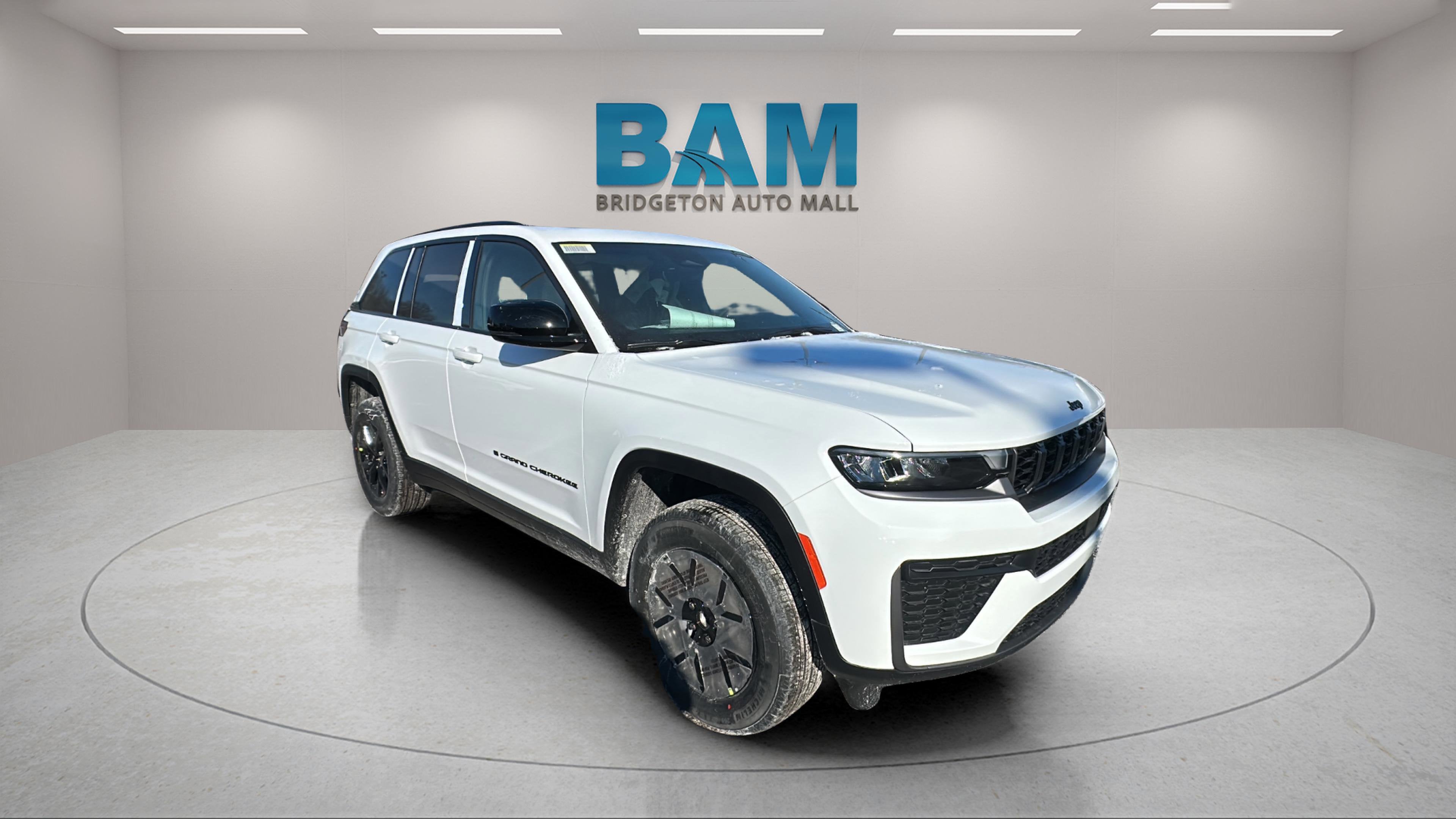 2026 Jeep Grand Cherokee GRAND CHEROKEE LAREDO ALTITUDE 4X4