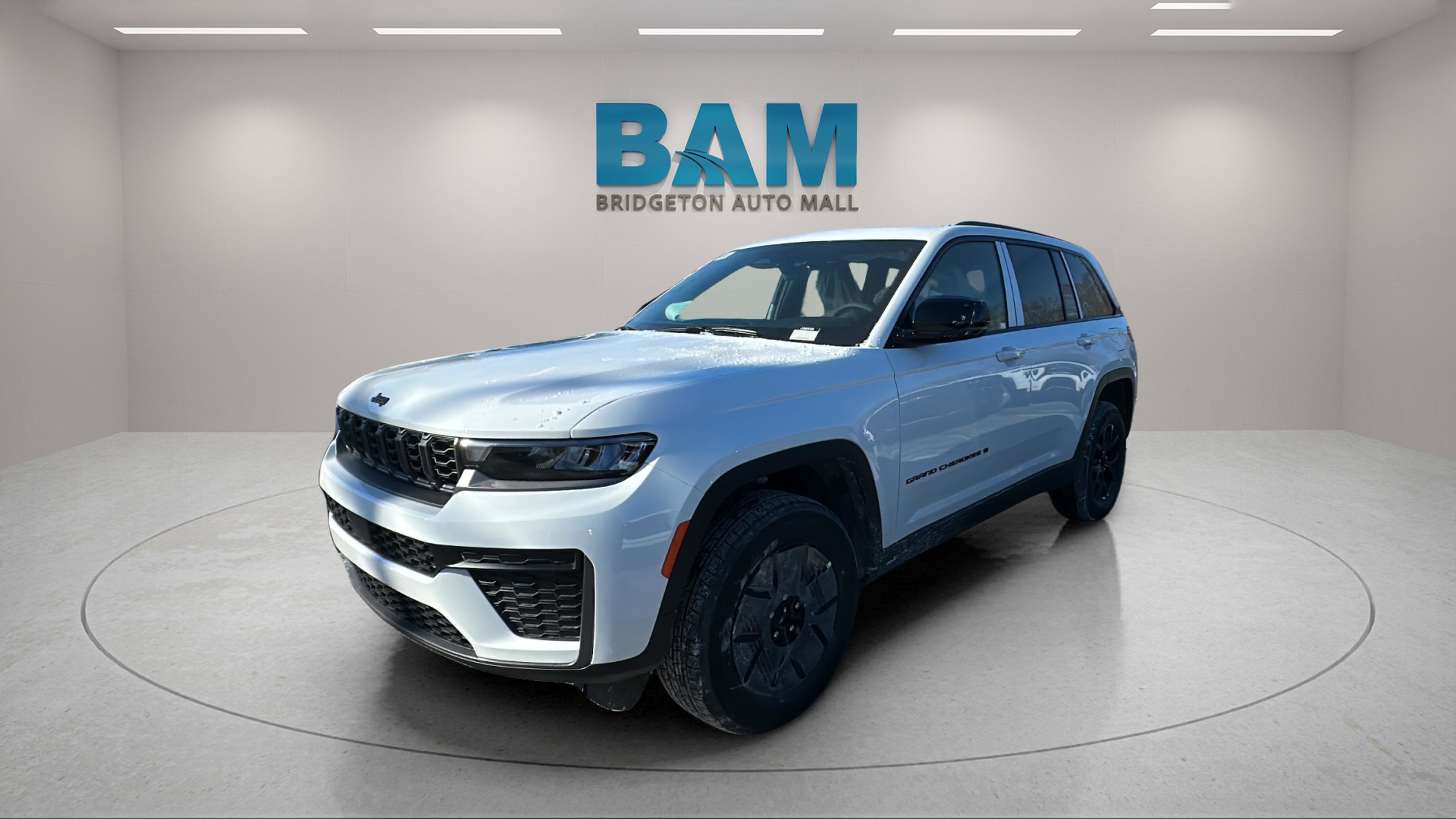 2026 Jeep Grand Cherokee GRAND CHEROKEE LAREDO ALTITUDE 4X4