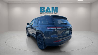 2026 Jeep Grand Cherokee GRAND CHEROKEE LAREDO ALTITUDE 4X4