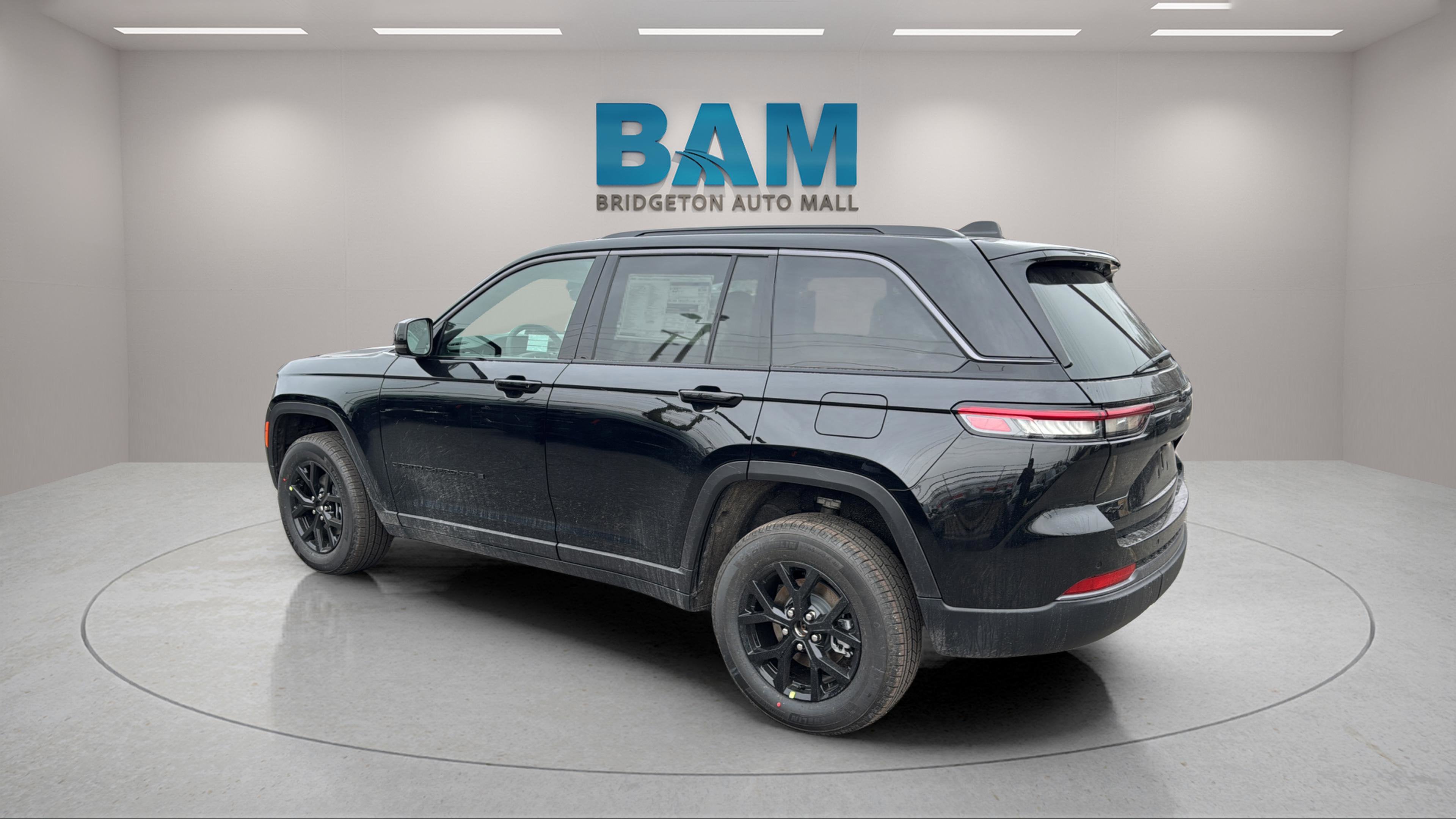 2026 Jeep Grand Cherokee GRAND CHEROKEE ALTITUDE 4X4