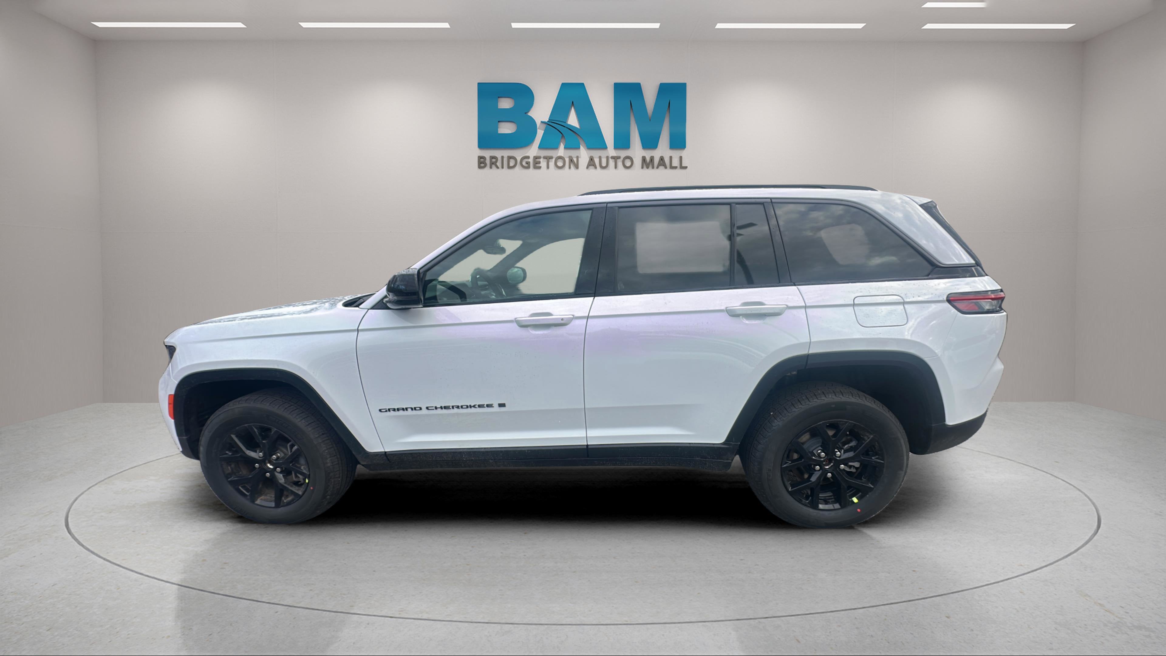 2026 Jeep Grand Cherokee GRAND CHEROKEE ALTITUDE 4X4