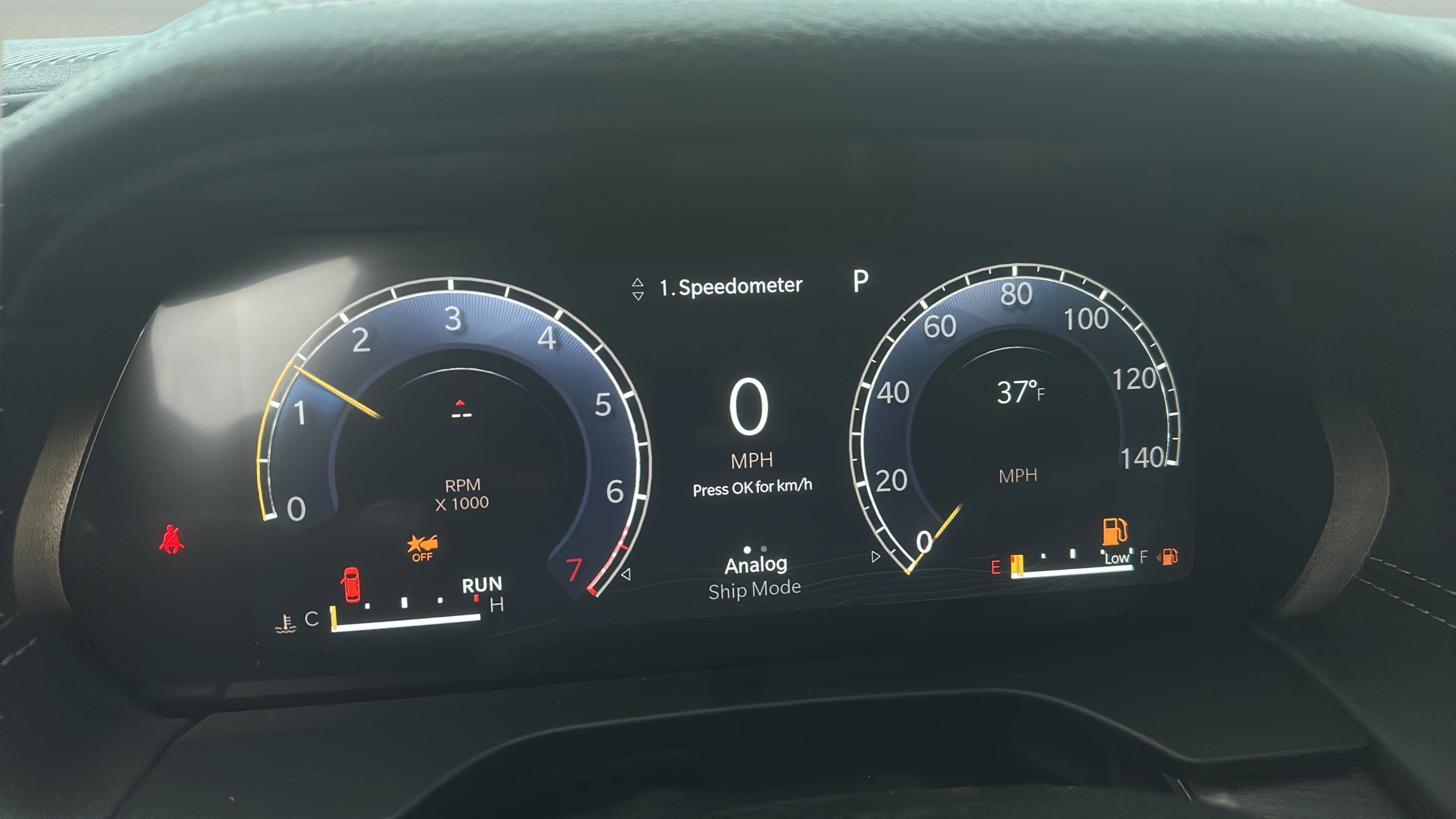 2026 Jeep Grand Cherokee GRAND CHEROKEE ALTITUDE 4X4