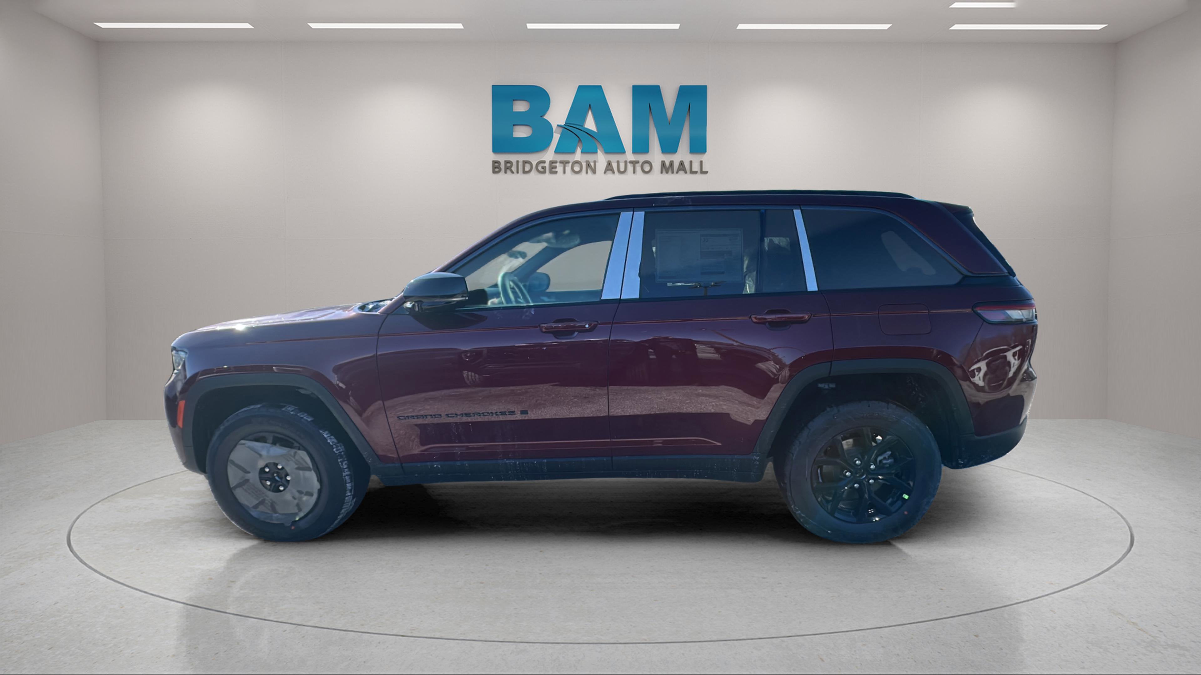 2026 Jeep Grand Cherokee GRAND CHEROKEE LAREDO ALTITUDE 4X4