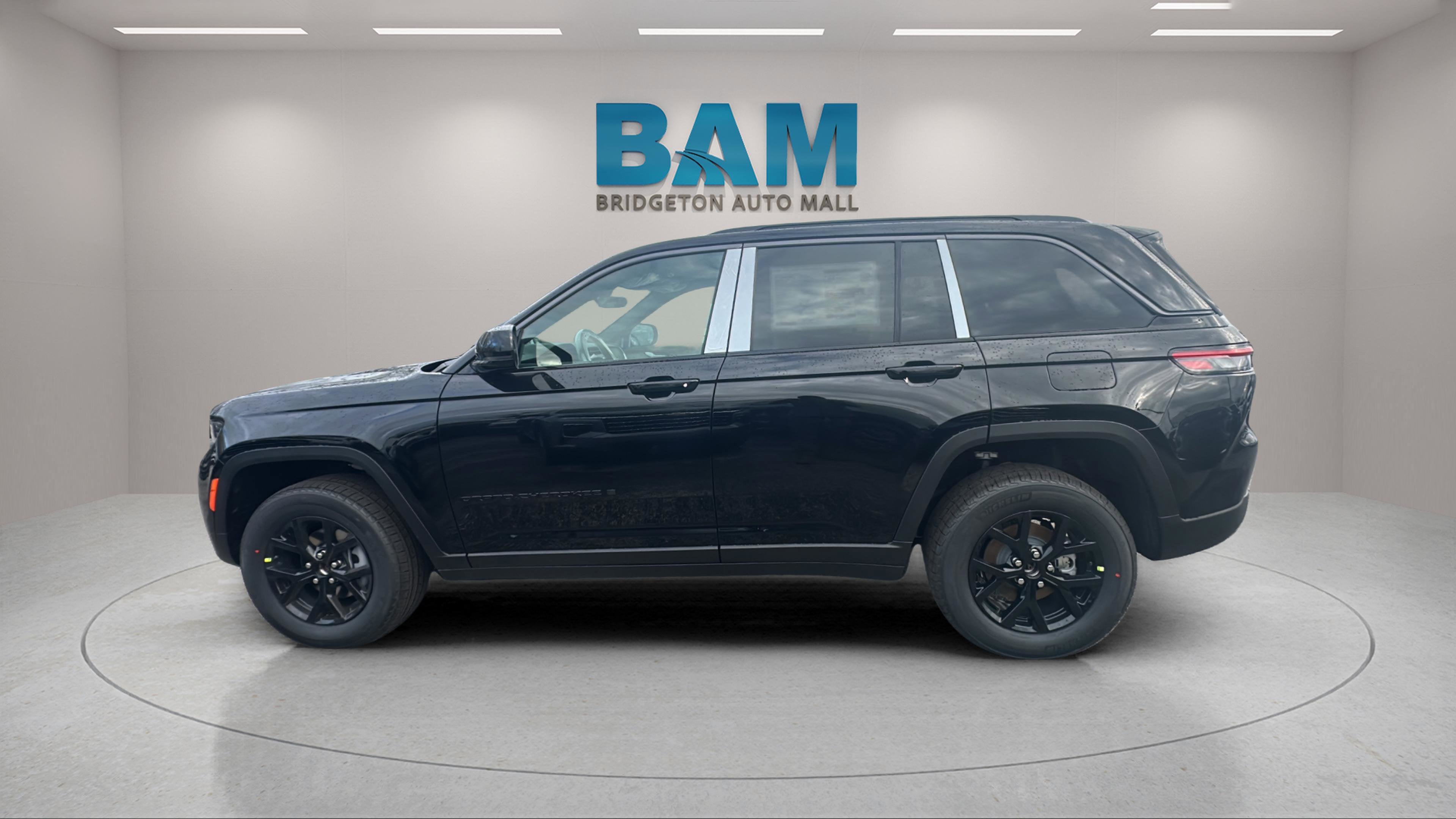 2026 Jeep Grand Cherokee GRAND CHEROKEE ALTITUDE 4X4