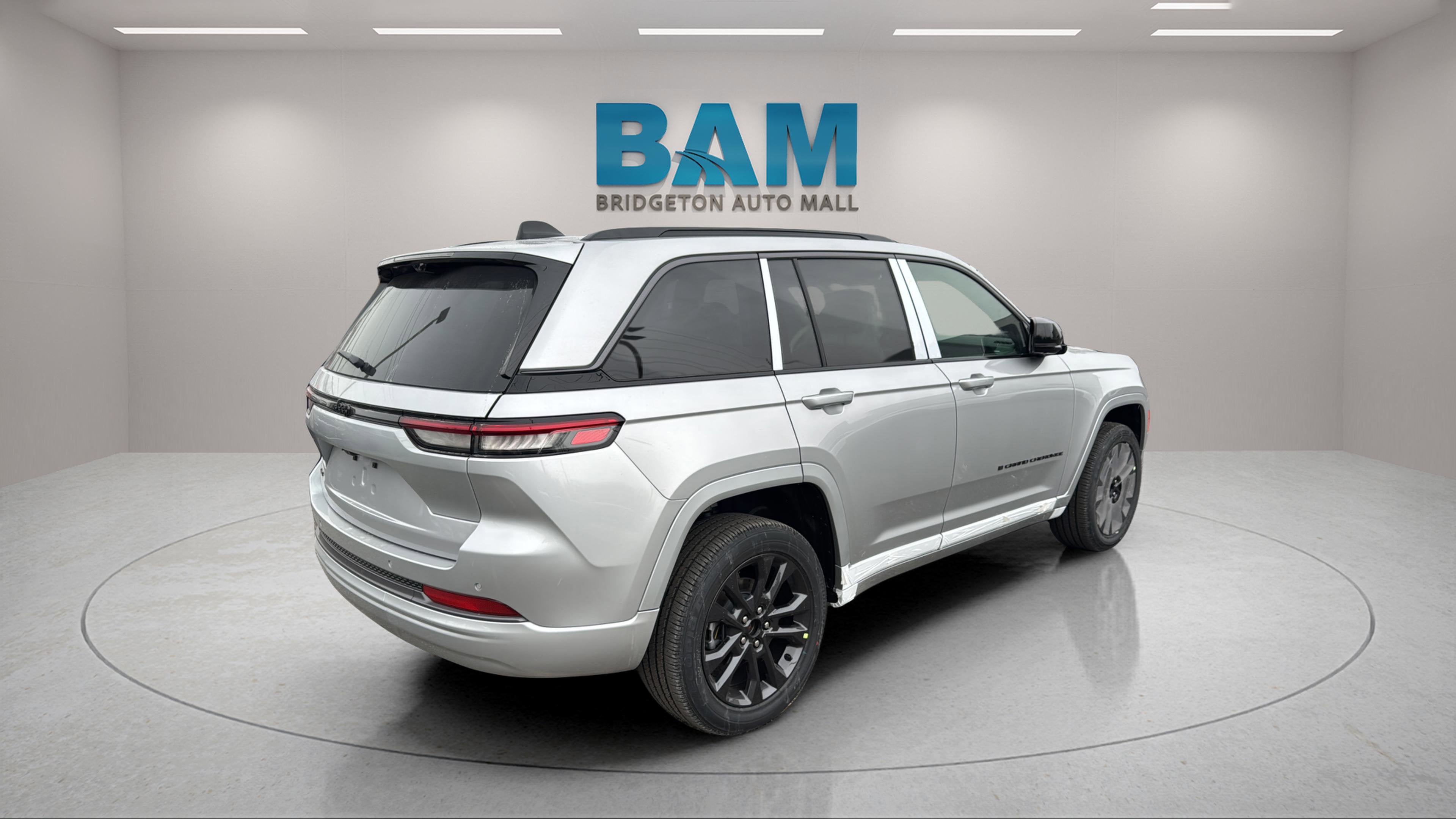 2026 Jeep Grand Cherokee GRAND CHEROKEE LIMITED RESERVE 4X4