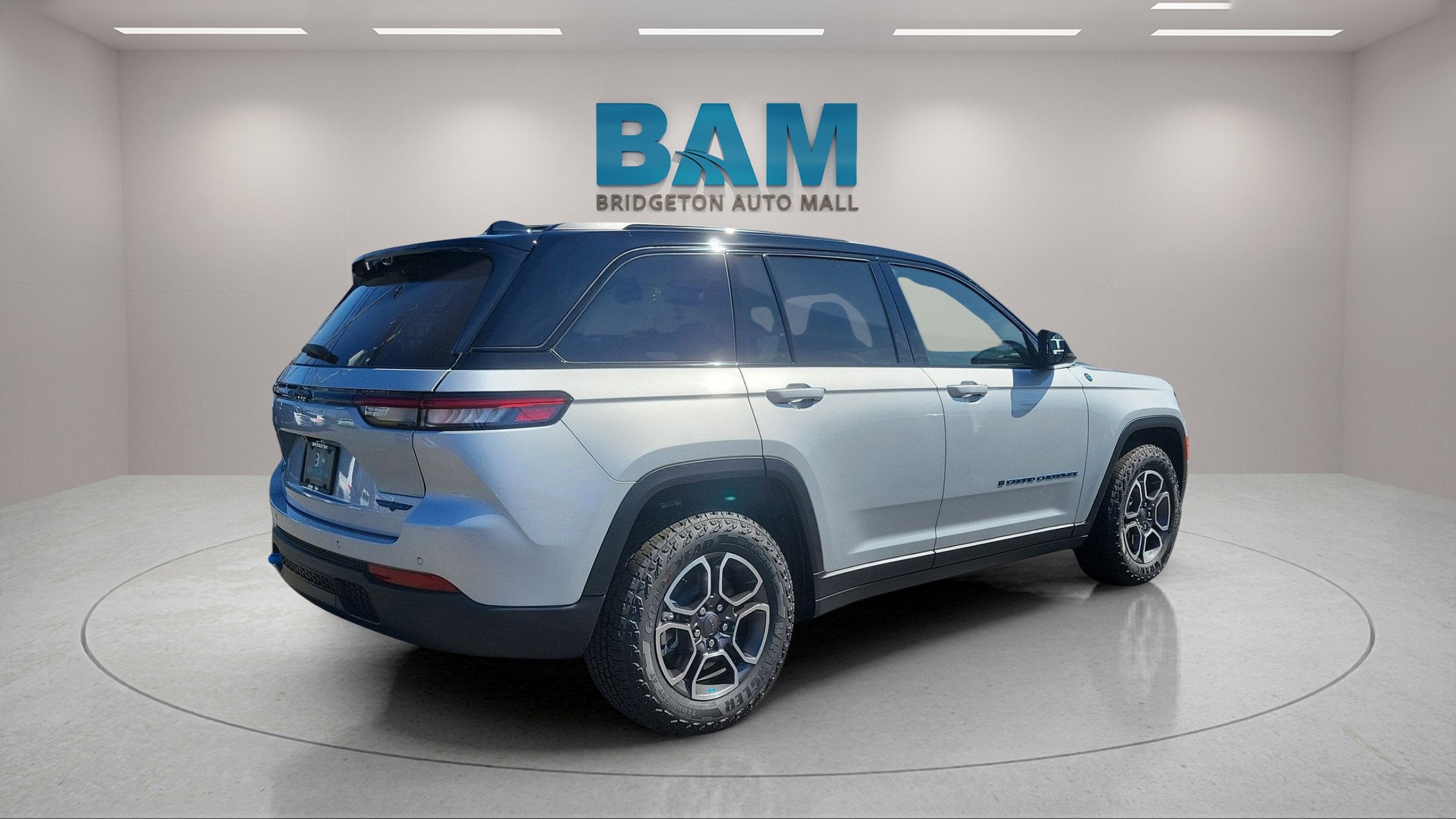 2023 Jeep Grand Cherokee 4xe Trailhawk