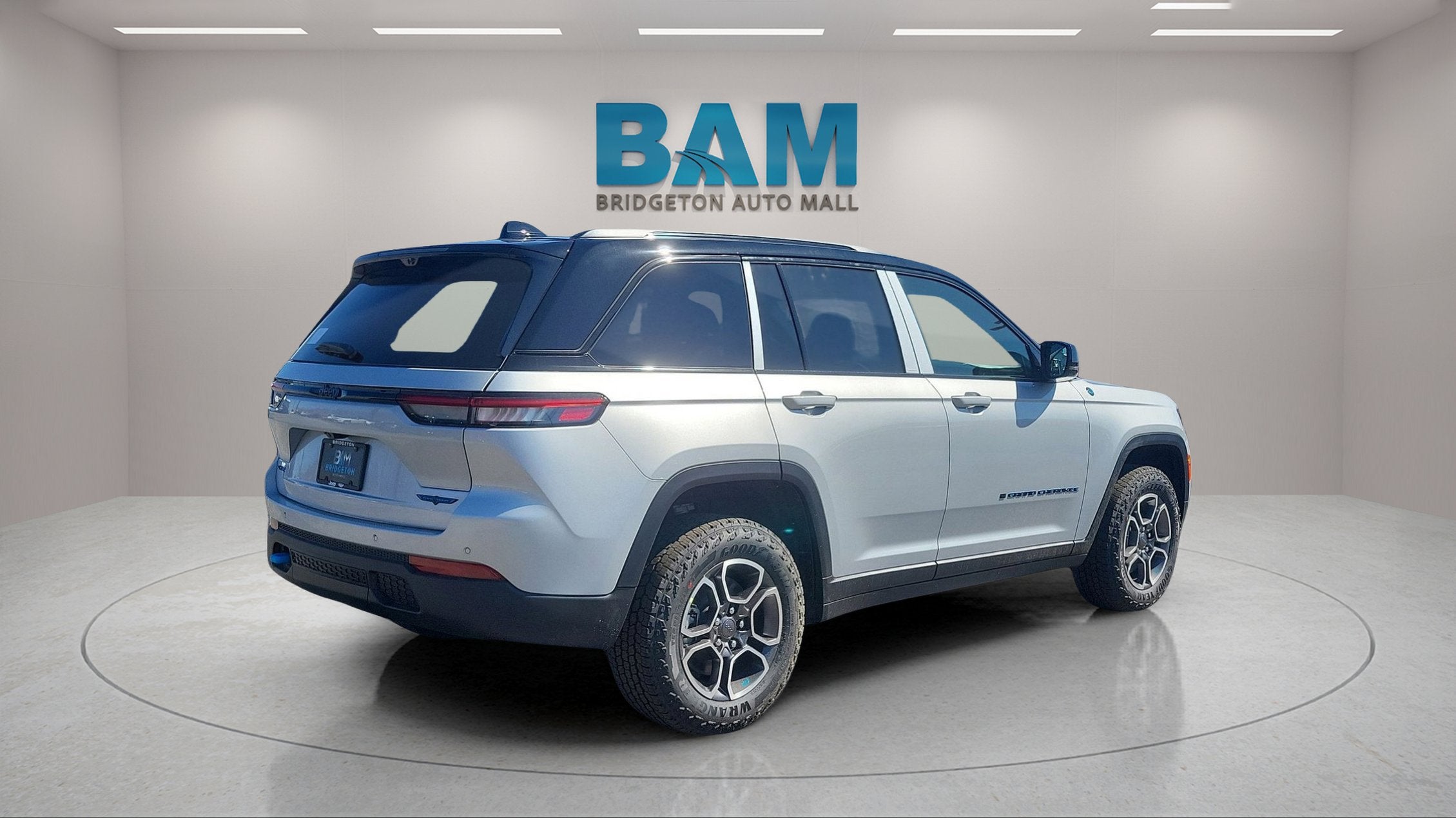 2023 Jeep Grand Cherokee 4xe Trailhawk