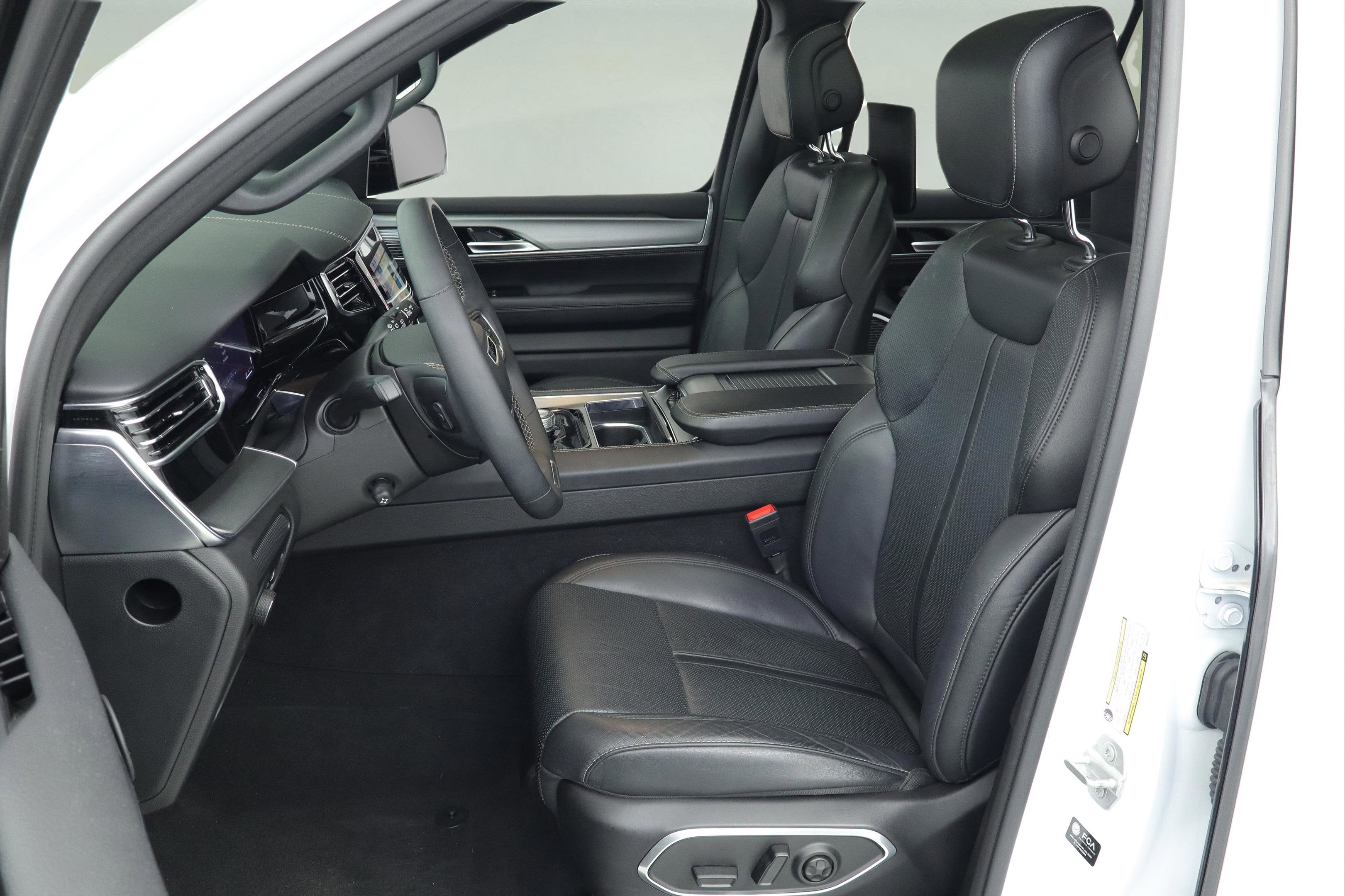 2023 Jeep Wagoneer Series II Carbide 4x4