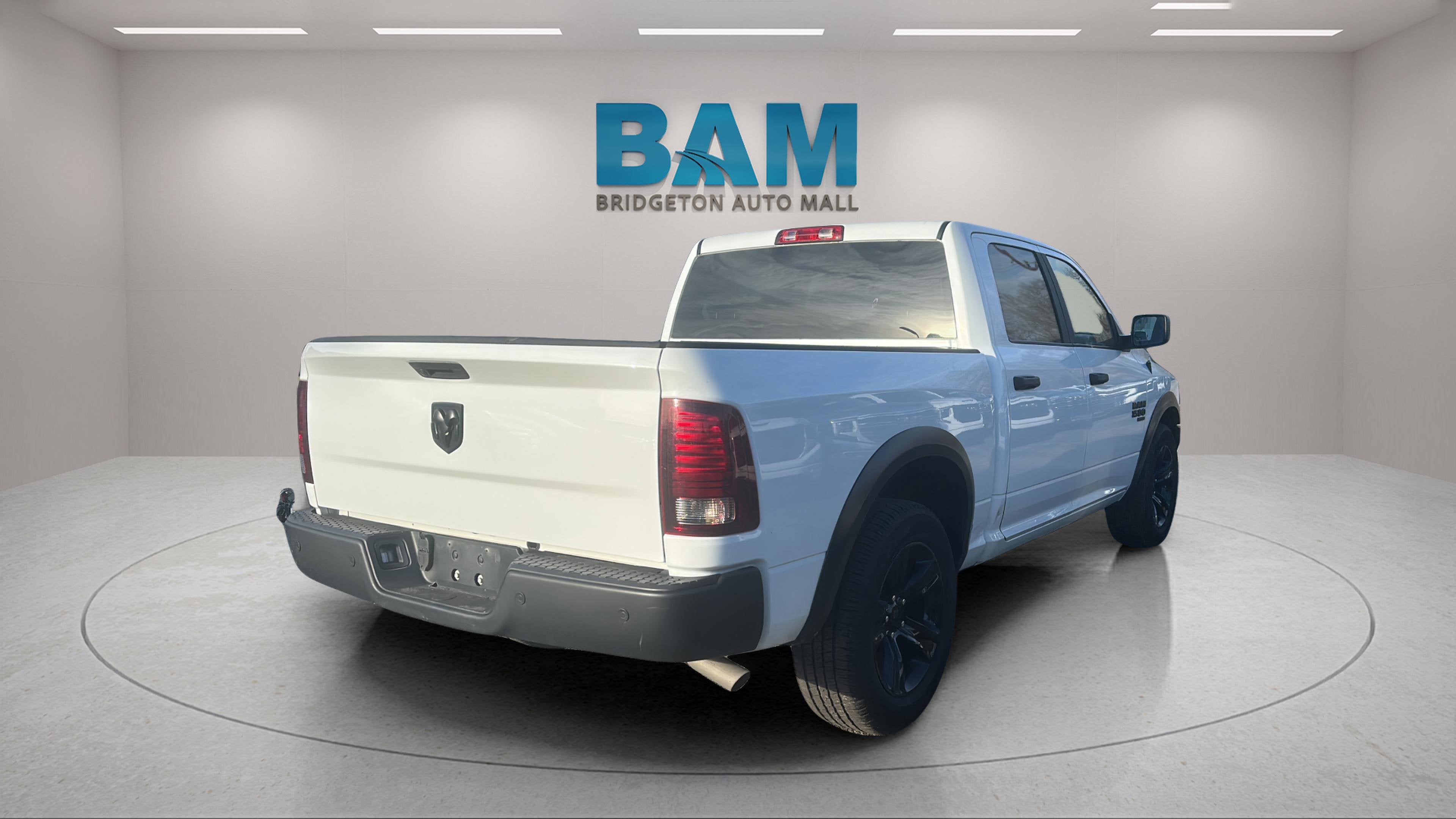 2024 RAM 1500 Classic Warlock Crew Cab 4x2 5'7' Box