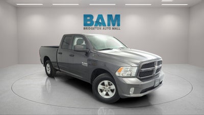 2017 RAM 1500 Express Quad Cab 4x4 6'4' Box