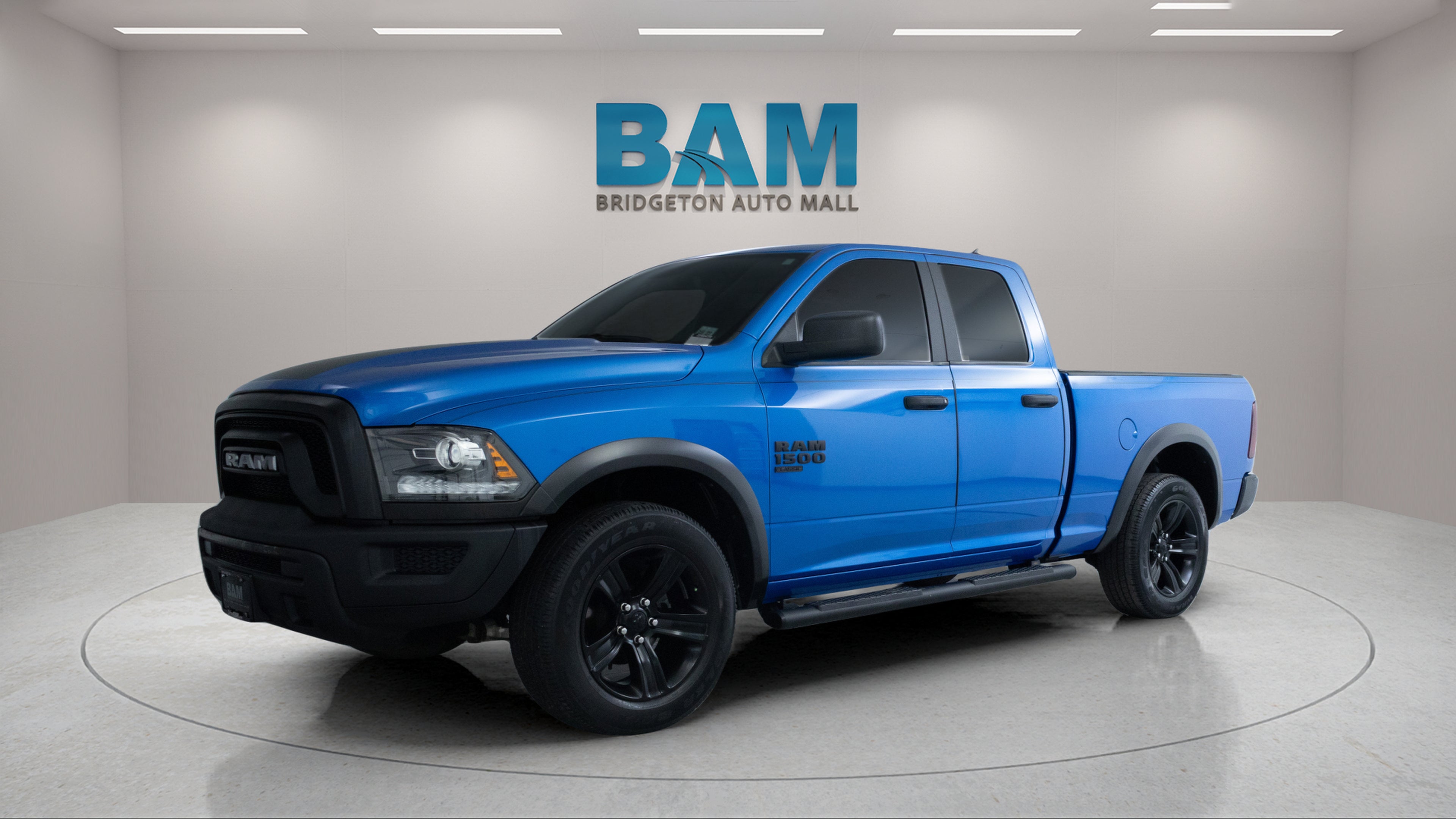 2022 RAM 1500 Classic Warlock Quad Cab 4x4 6'4' Box