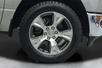 2024 RAM 1500 Laramie Crew Cab 4x2 5'7' Box