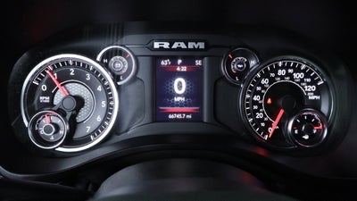 2021 RAM 1500 Big Horn Quad Cab 4x4 6'4' Box
