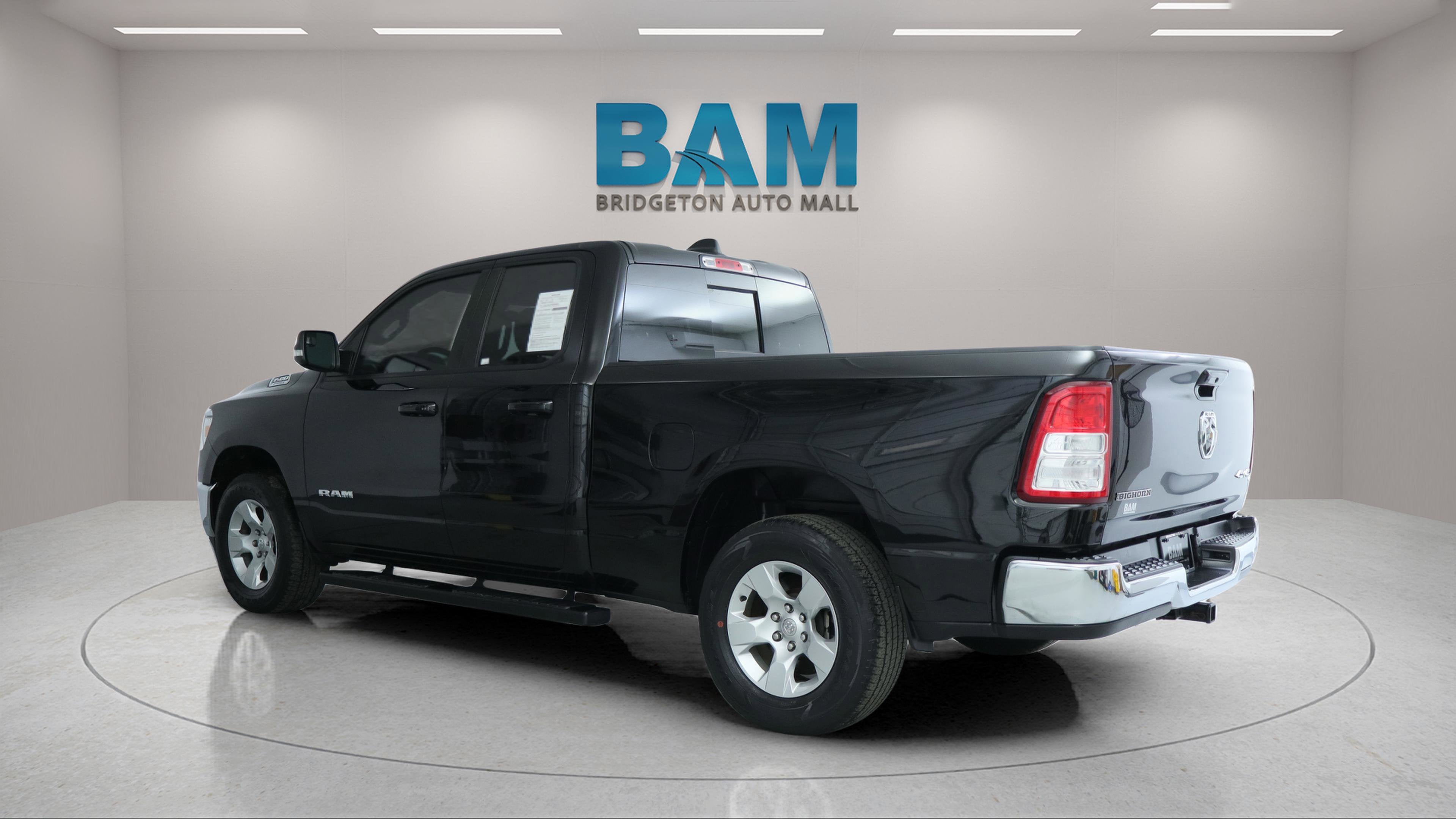 2021 RAM 1500 Big Horn Quad Cab 4x4 6'4' Box