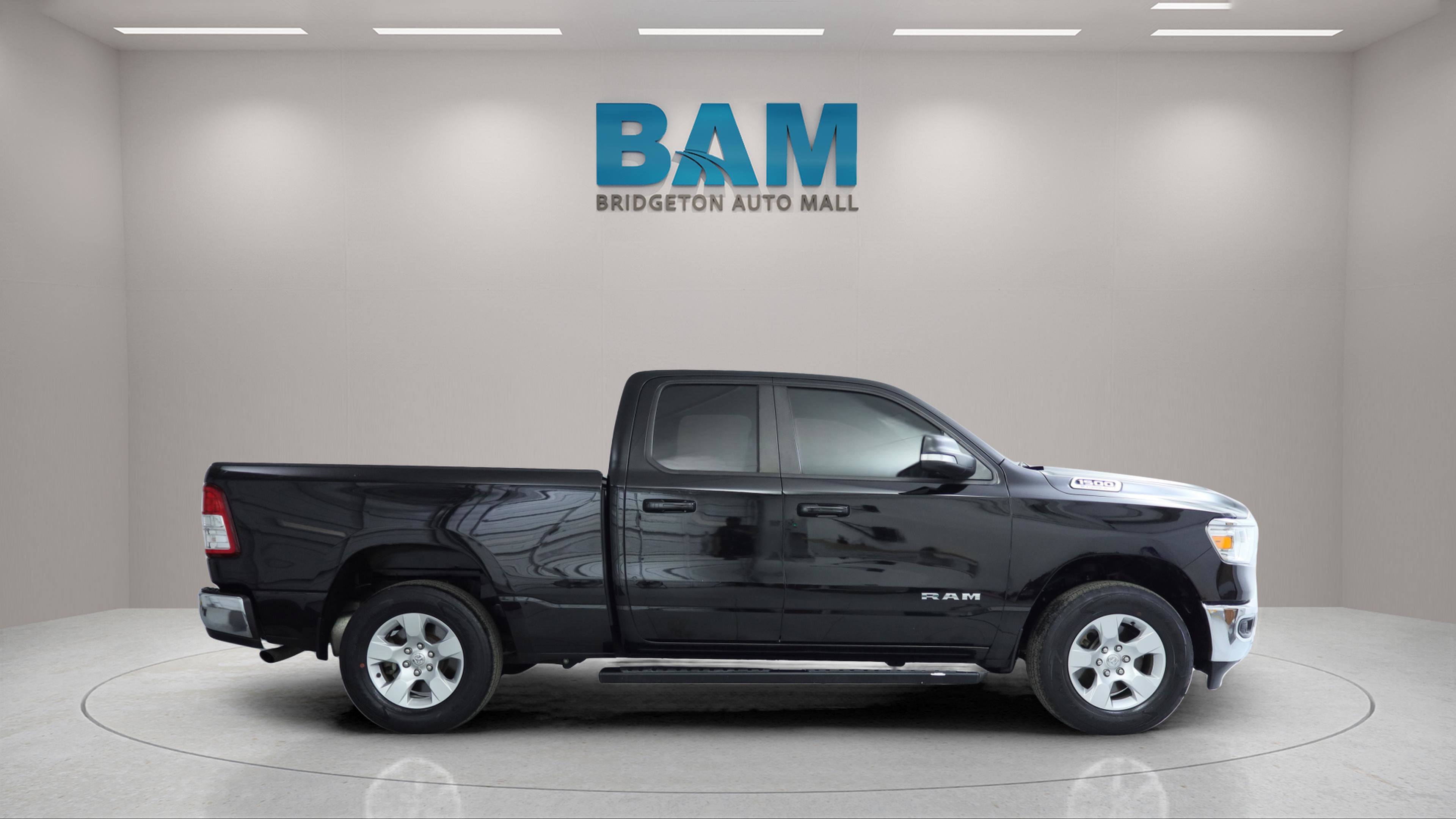 2021 RAM 1500 Big Horn Quad Cab 4x4 6'4' Box
