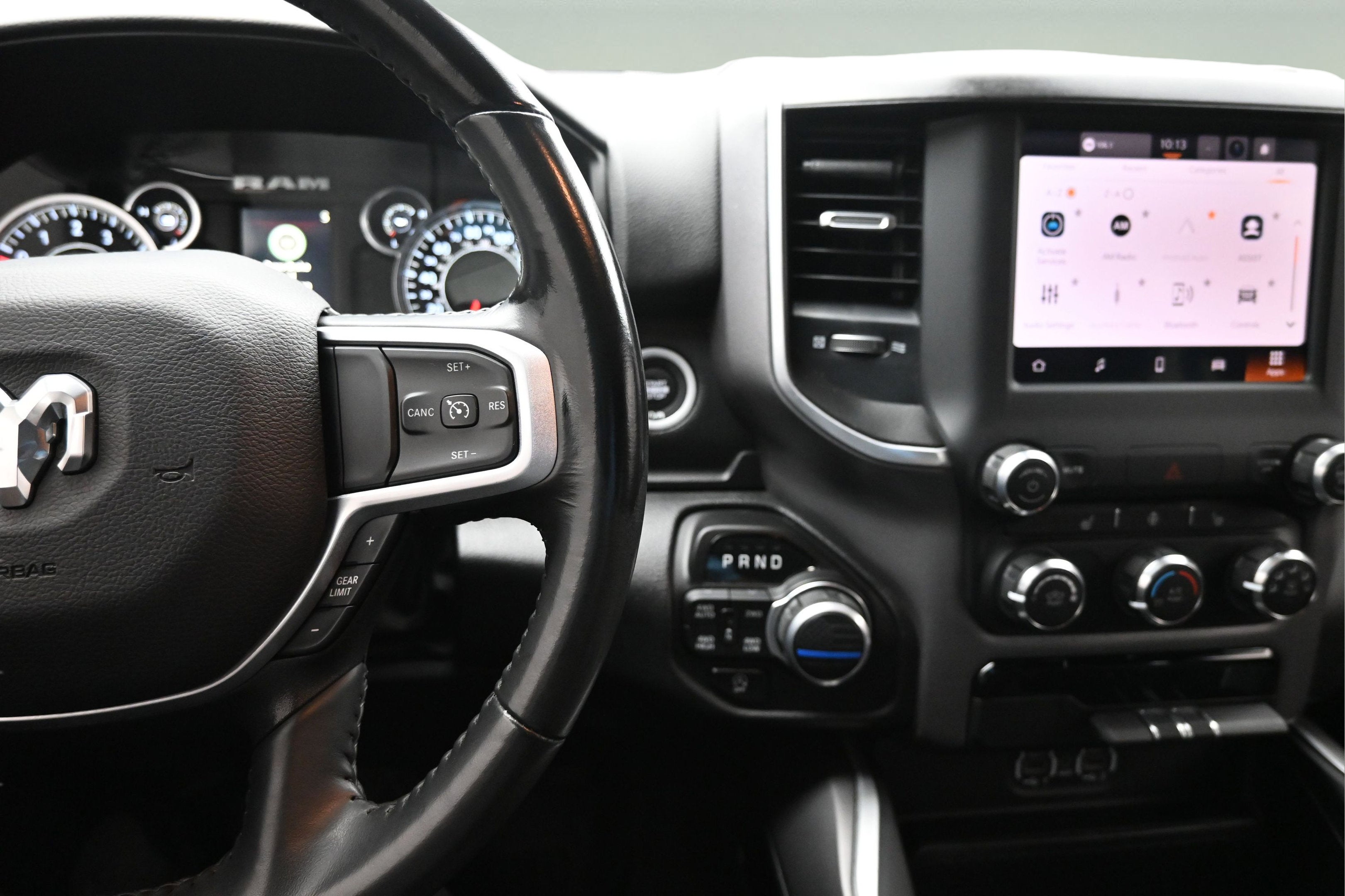 2023 RAM 1500 Big Horn Crew Cab 4x4 5'7' Box