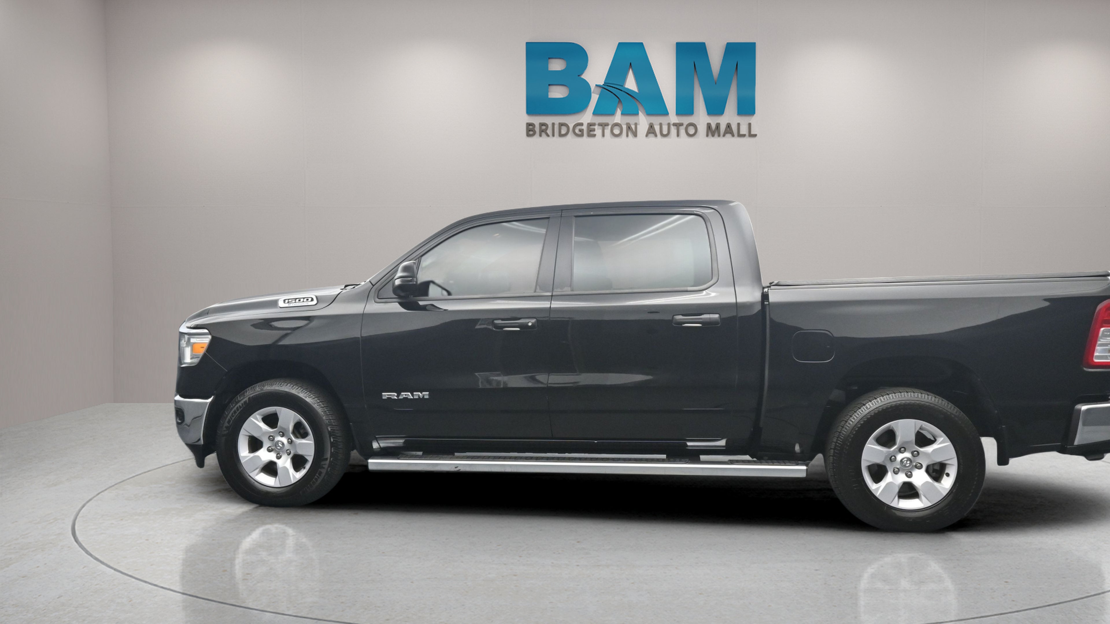 2023 RAM 1500 Big Horn Crew Cab 4x4 5'7' Box