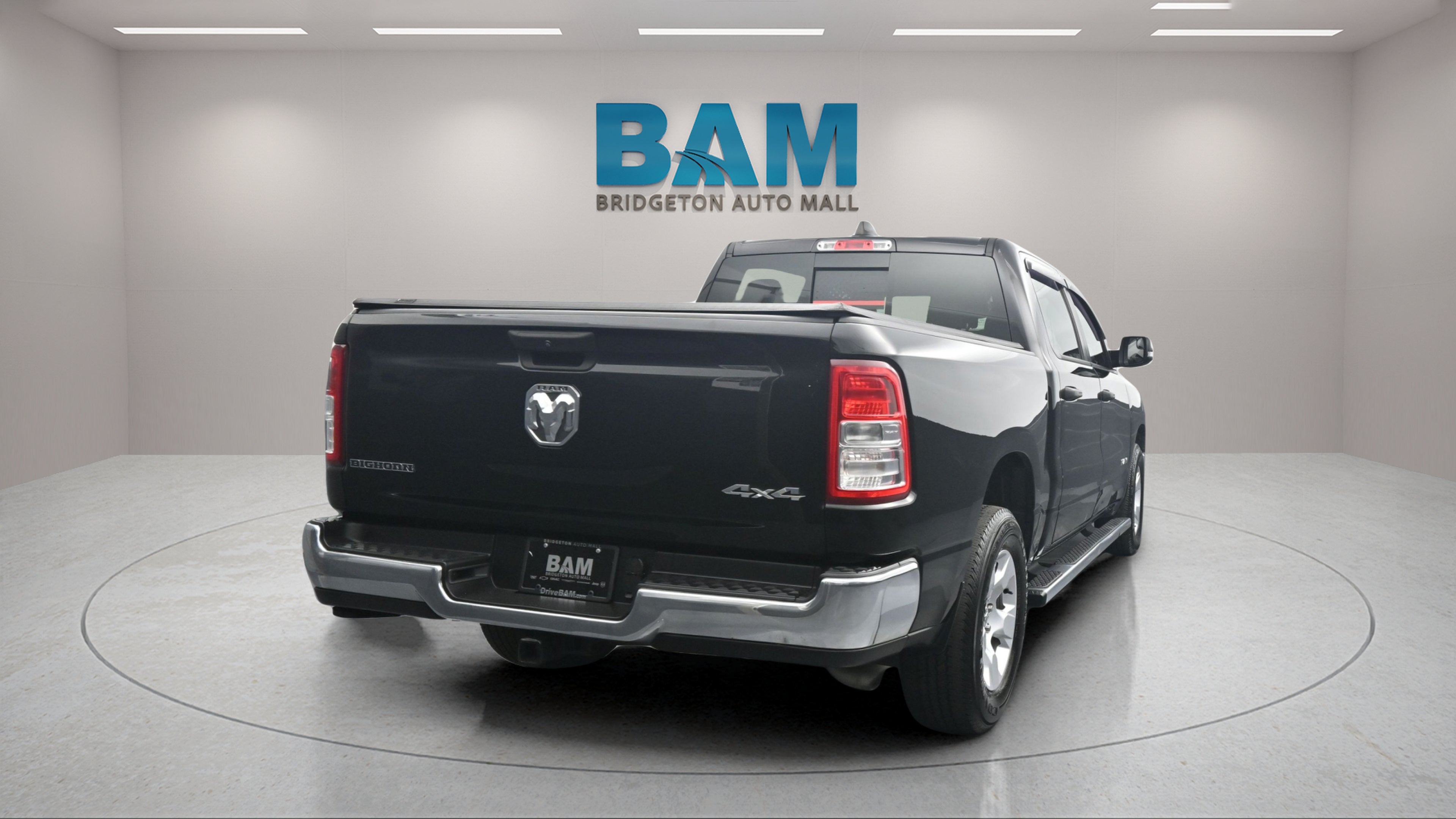2023 RAM 1500 Big Horn Crew Cab 4x4 5'7' Box