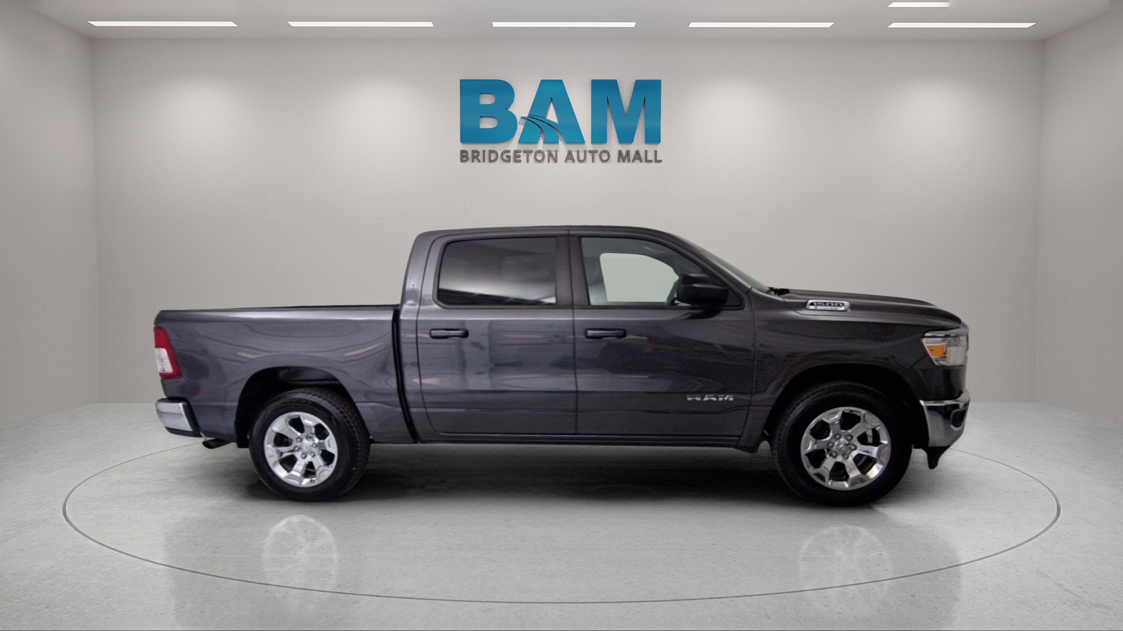 2021 RAM 1500 Big Horn Crew Cab 4x4 5'7' Box