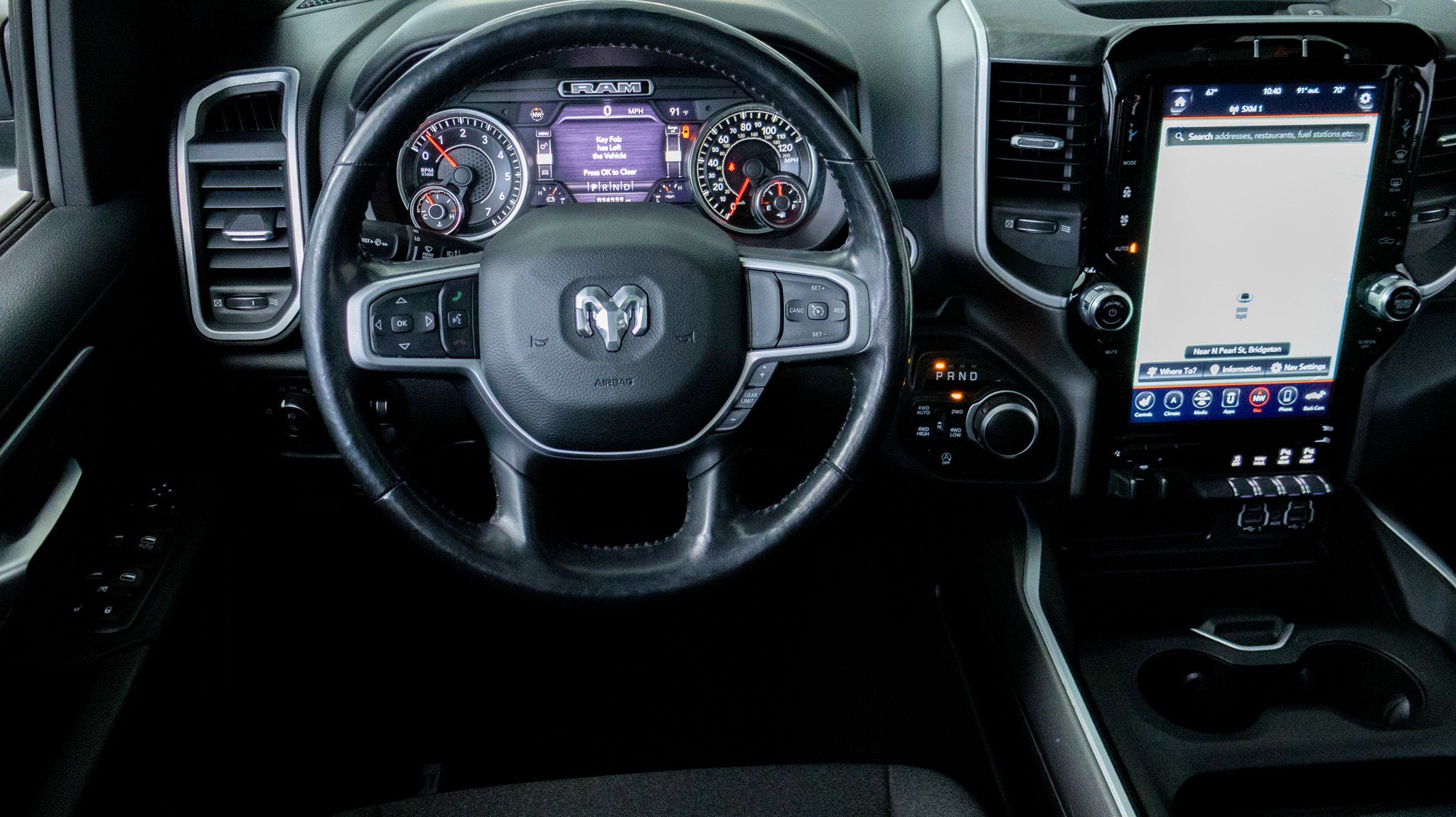 2020 RAM 1500 Big Horn Crew Cab 4x4 5'7' Box