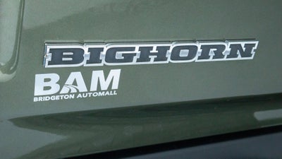 2020 RAM 1500 Big Horn Crew Cab 4x4 5'7' Box