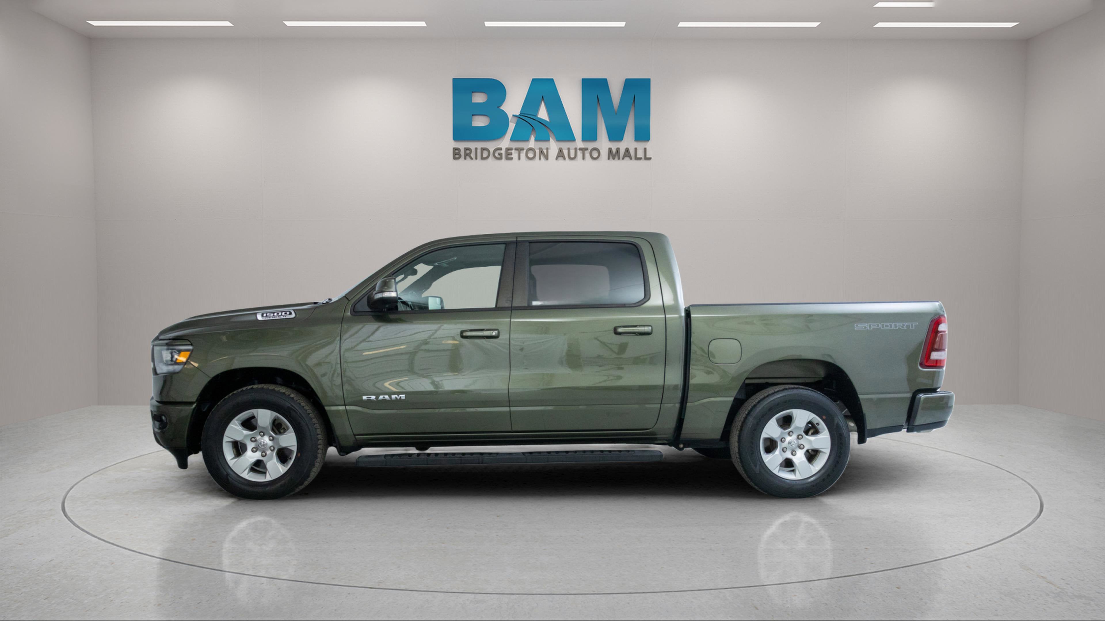 2020 RAM 1500 Big Horn Crew Cab 4x4 5'7' Box