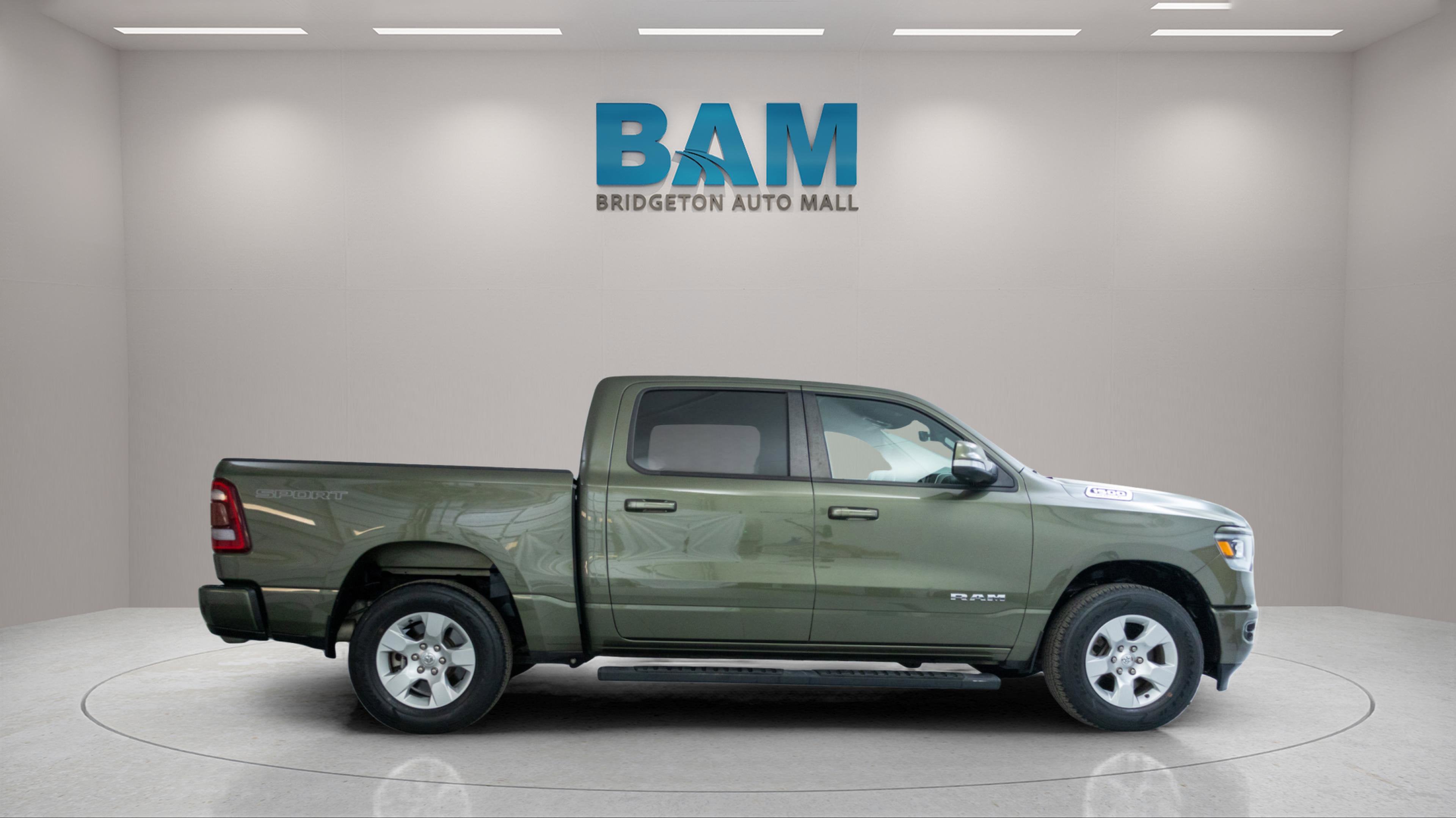 2020 RAM 1500 Big Horn Crew Cab 4x4 5'7' Box