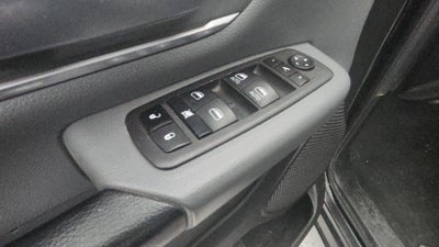 2022 RAM 1500 Lone Star Crew Cab 4x4 5'7' Box