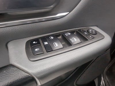 2022 RAM 1500 Lone Star Crew Cab 4x4 5'7' Box