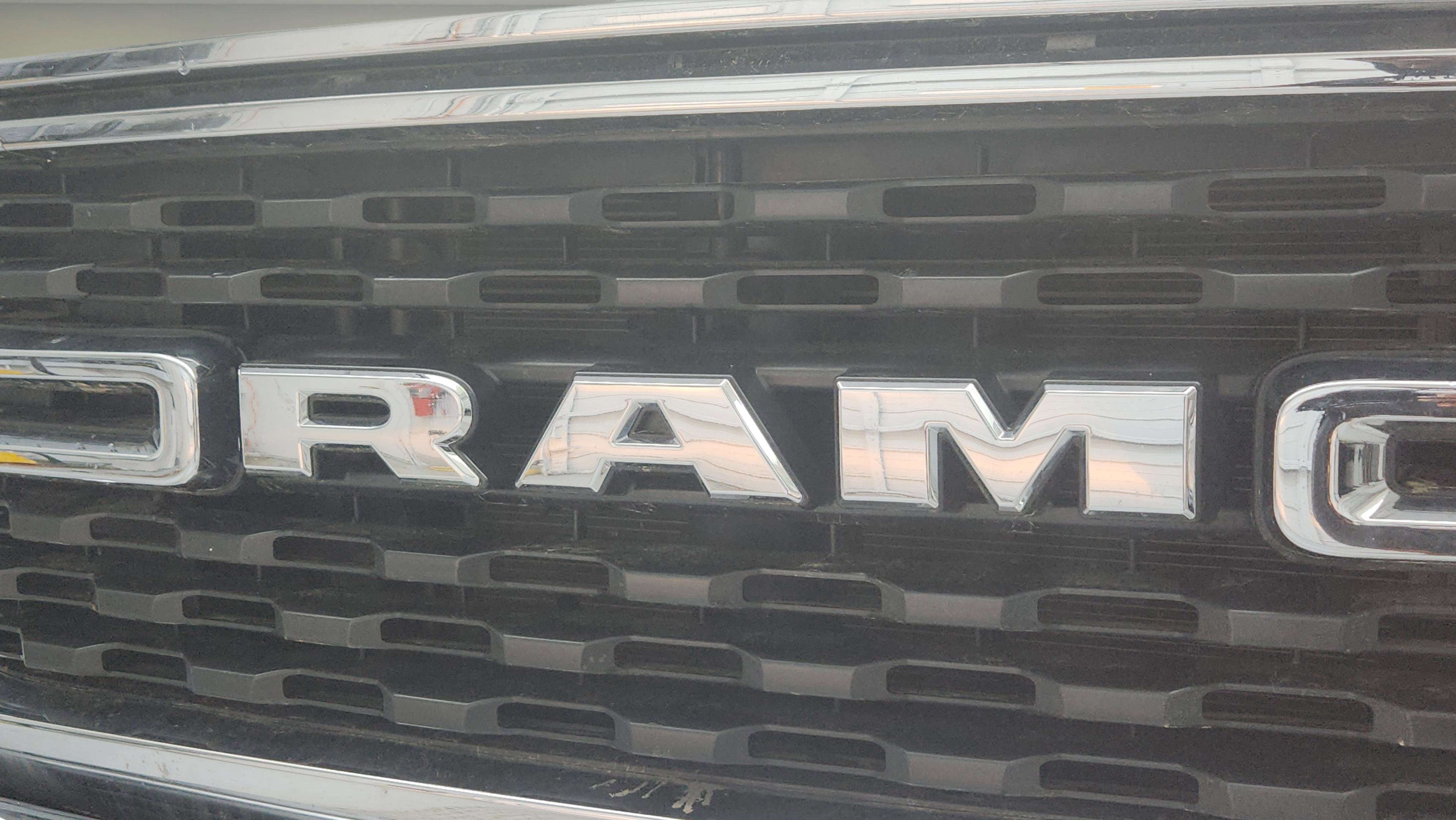 2022 RAM 1500 Lone Star Crew Cab 4x4 5'7' Box