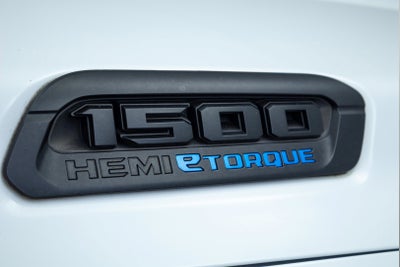 2021 RAM 1500 Big Horn Crew Cab 4x4 5'7' Box