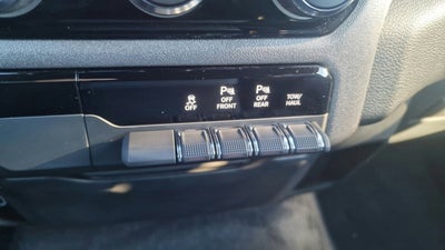 2025 RAM Ram 1500 RAM 1500 TRADESMAN CREW CAB 4X4 5'7' BOX