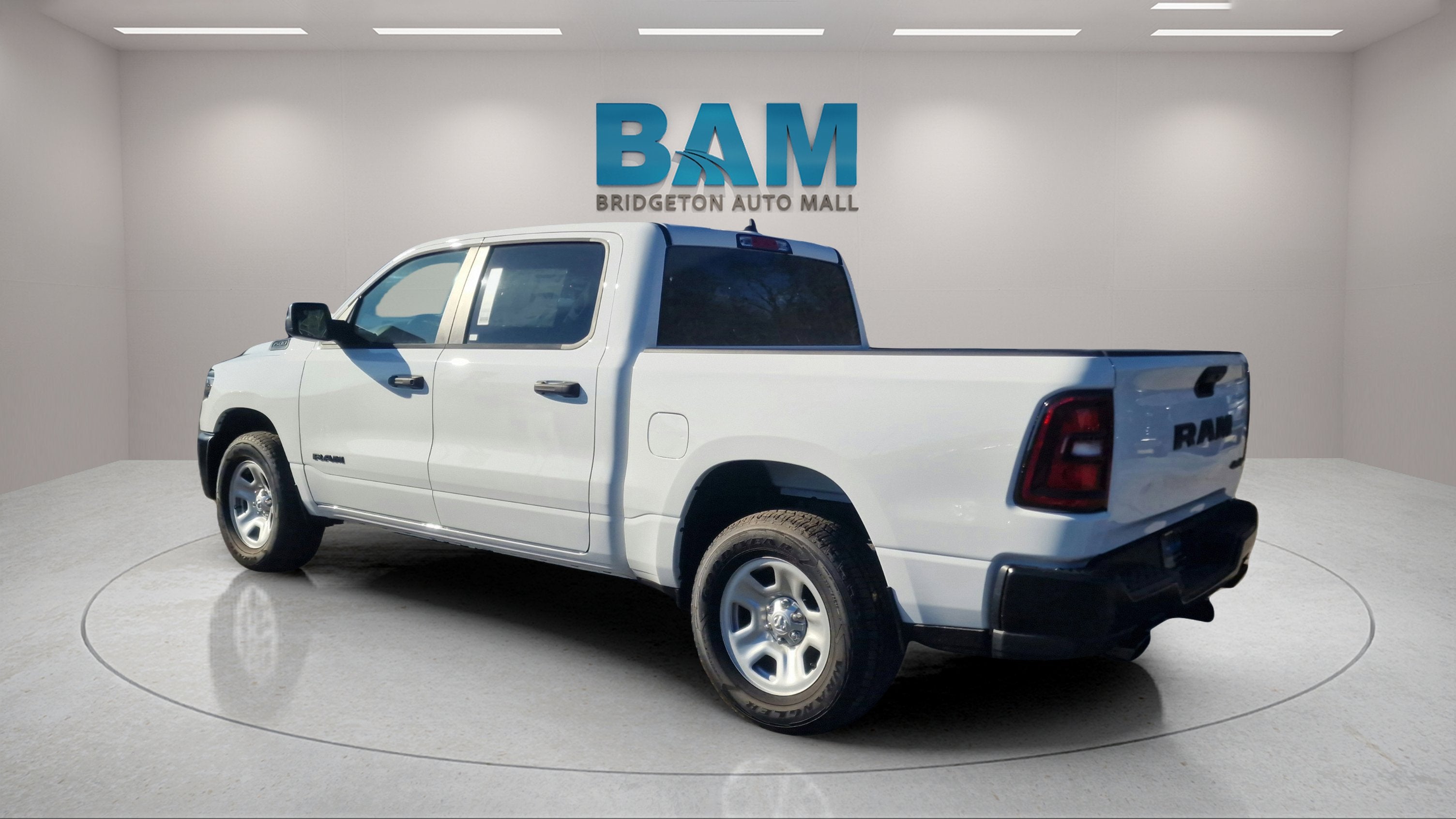 2025 RAM Ram 1500 RAM 1500 TRADESMAN CREW CAB 4X4 5'7' BOX
