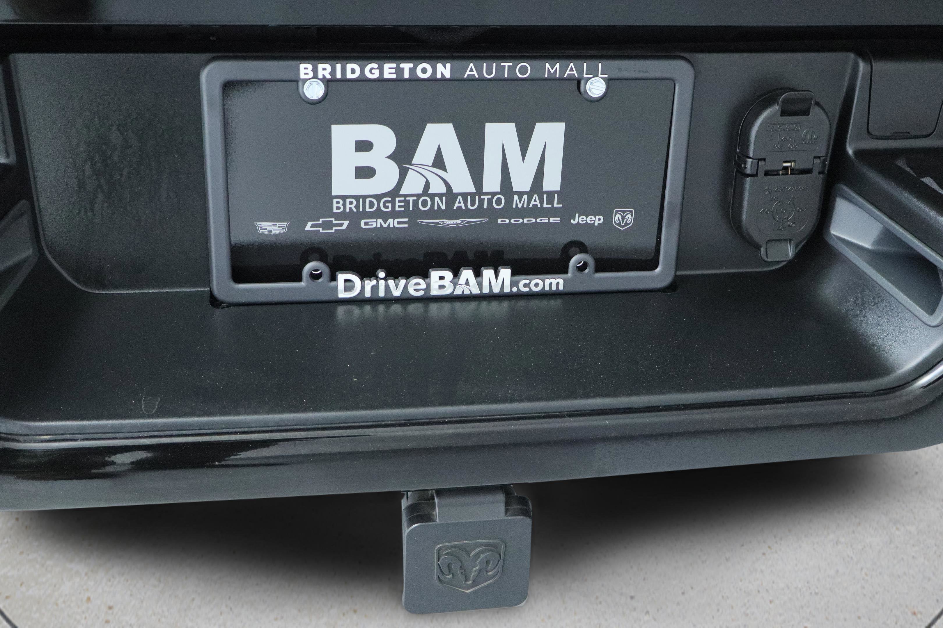 2023 RAM 1500 Limited Crew Cab 4x4 5'7' Box