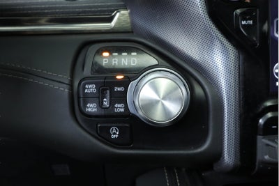 2021 RAM 1500 Limited Crew Cab 4x4 5'7' Box