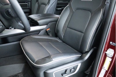 2024 RAM 1500 Laramie Crew Cab 4x4 5'7' Box