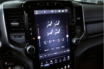 2024 RAM 1500 Laramie Crew Cab 4x4 5'7' Box