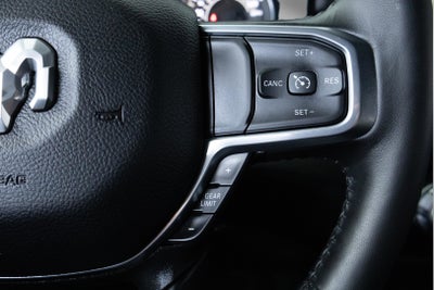 2024 RAM 1500 Laramie Crew Cab 4x4 5'7' Box