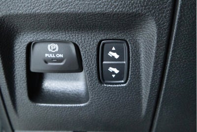 2024 RAM 1500 Laramie Crew Cab 4x4 5'7' Box