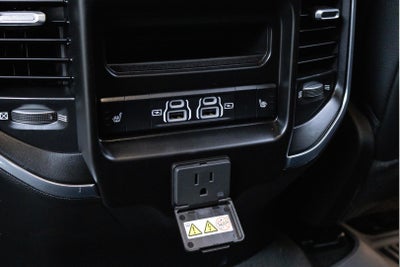 2024 RAM 1500 Laramie Crew Cab 4x4 5'7' Box