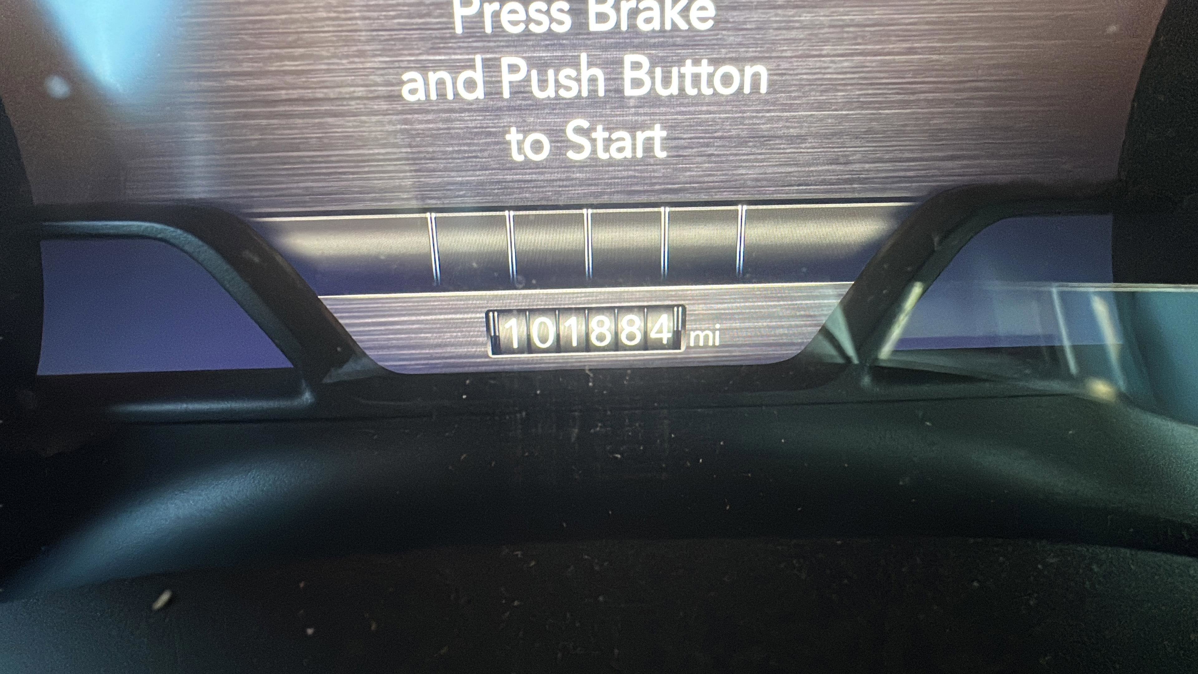 2019 RAM 1500 Laramie Crew Cab 4x4 5'7' Box