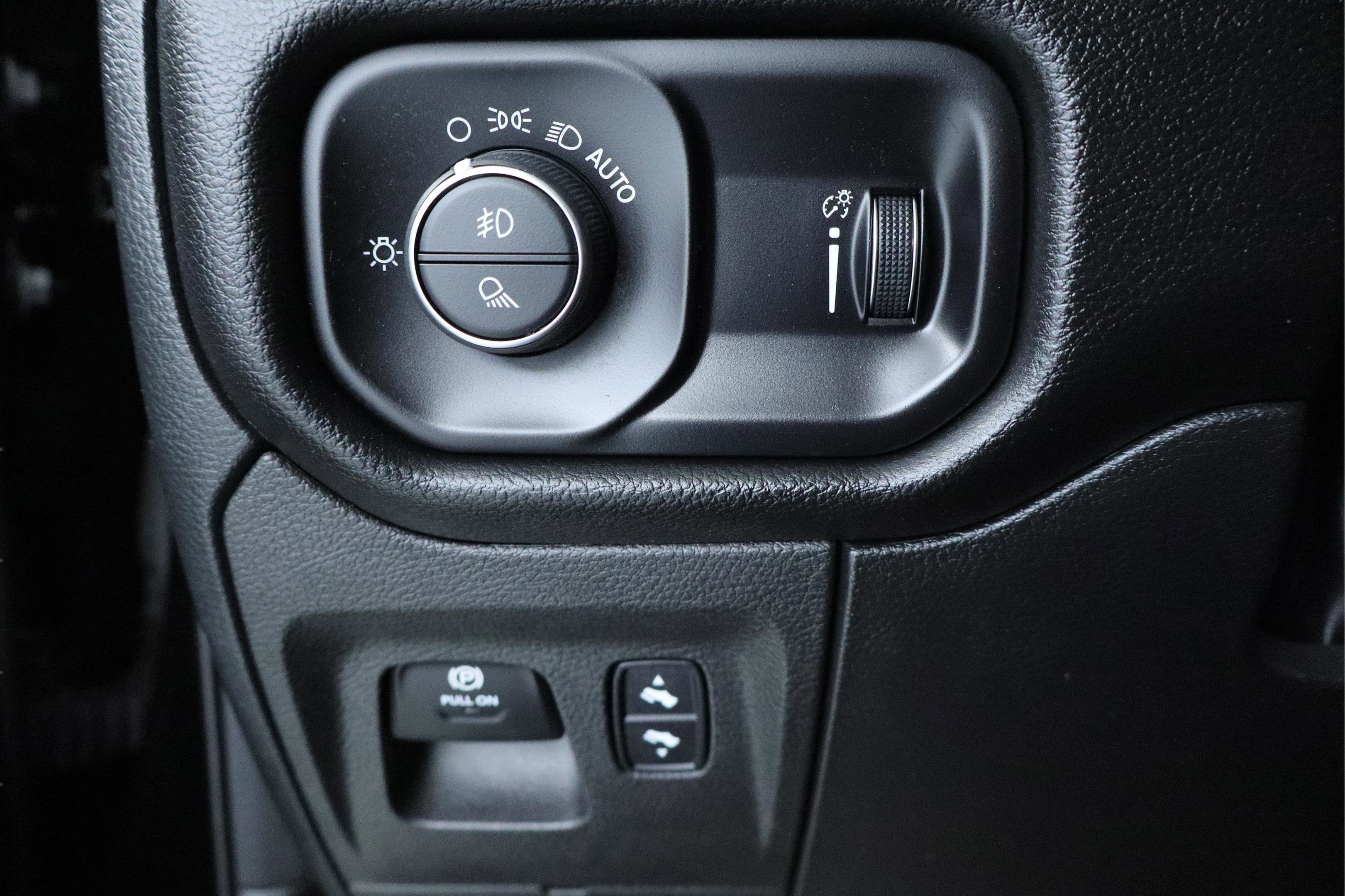 2023 RAM 1500 Rebel Crew Cab 4x4 5'7' Box