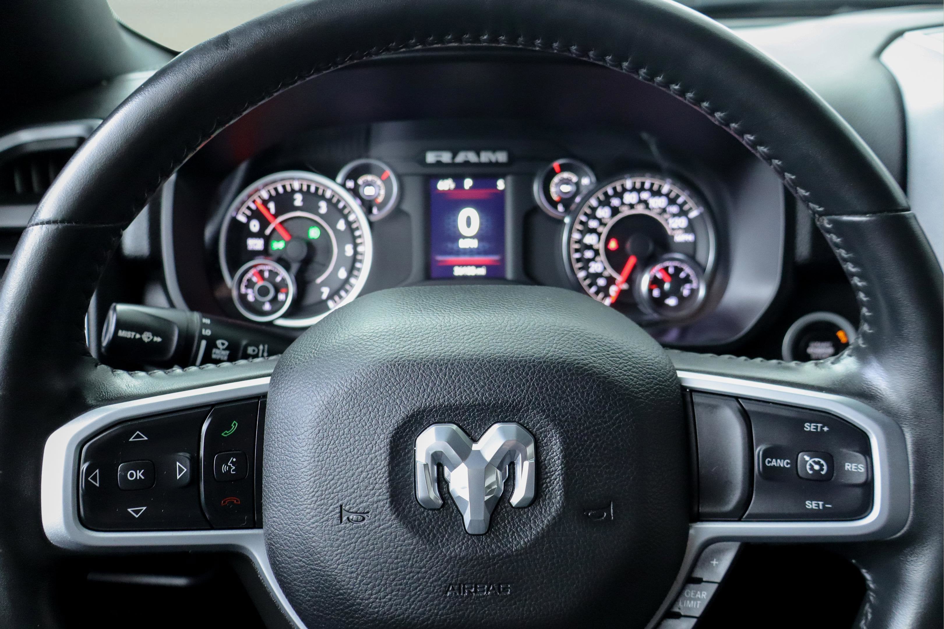 2023 RAM 1500 Big Horn Crew Cab 4x4 6'4' Box