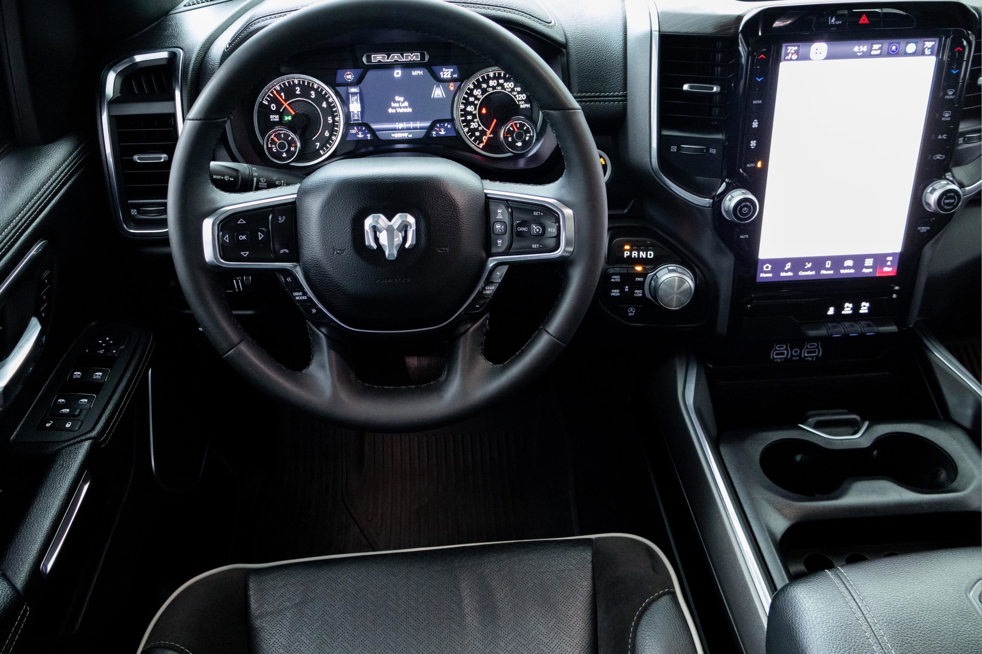 2025 RAM 1500 Laramie Crew Cab 4x4 6'4' Box