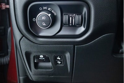 2025 RAM 1500 Laramie Crew Cab 4x4 6'4' Box