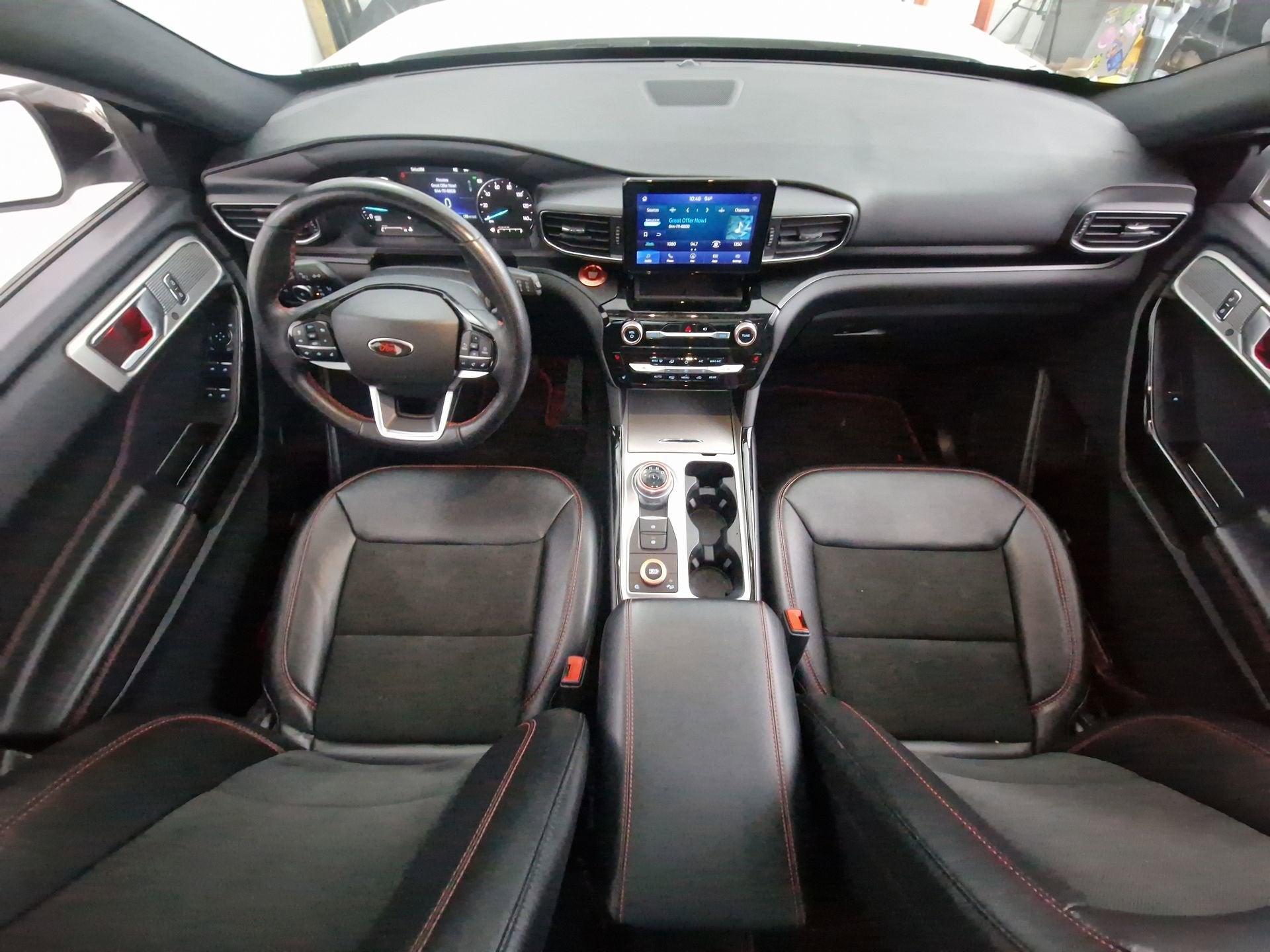 2022 Ford Explorer ST-Line