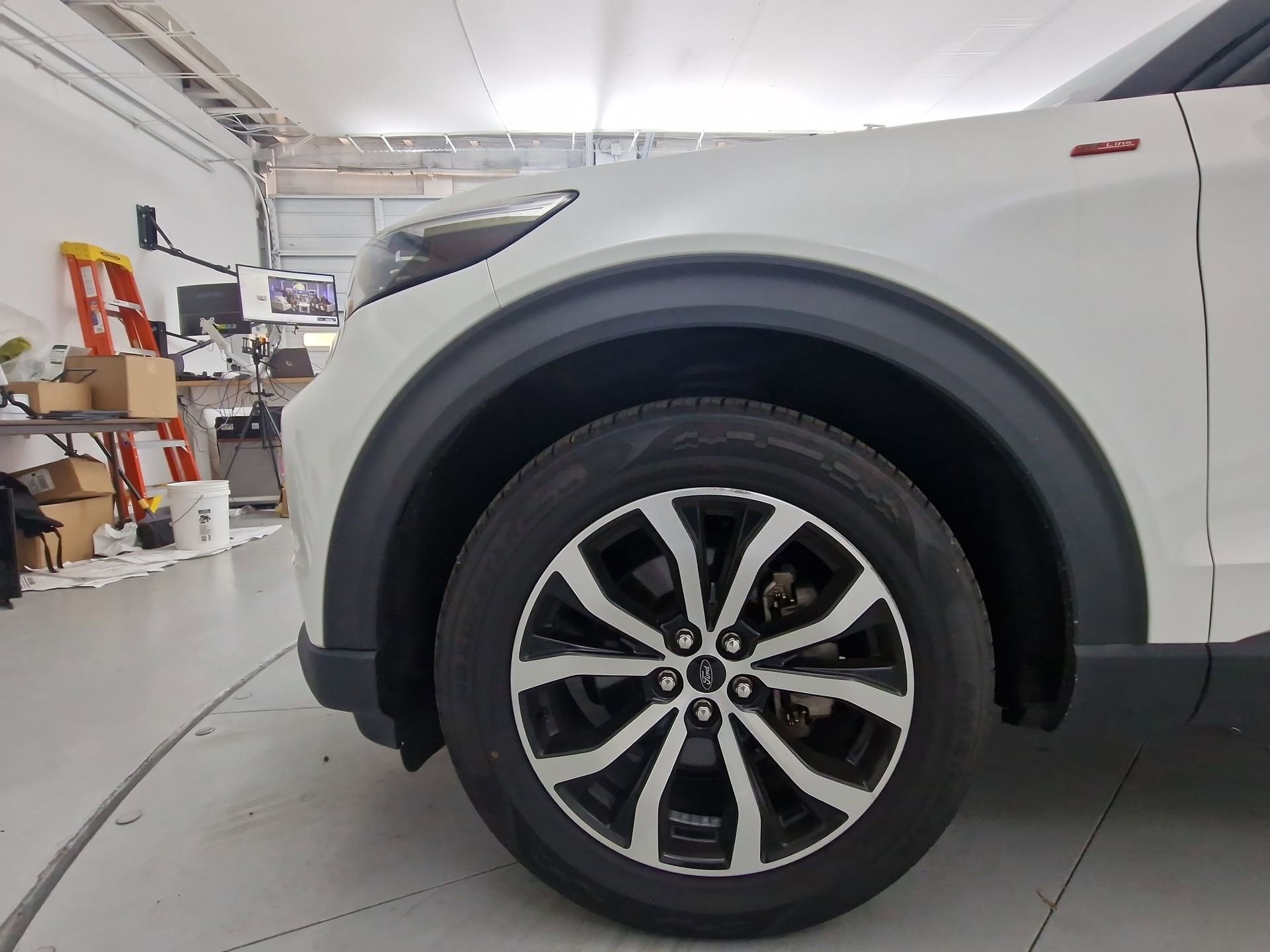 2022 Ford Explorer ST-Line