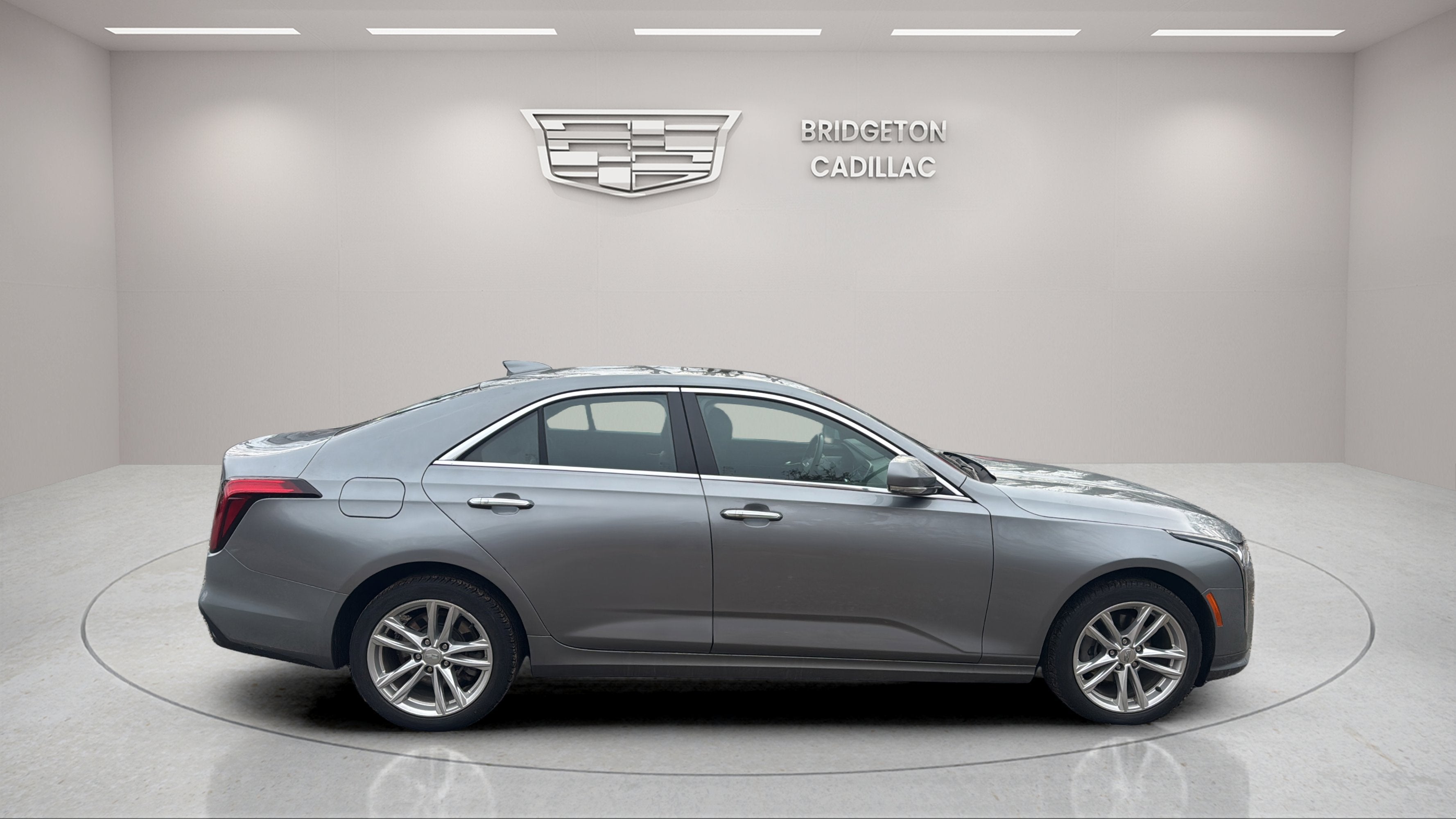 2023 Cadillac CT4 Luxury