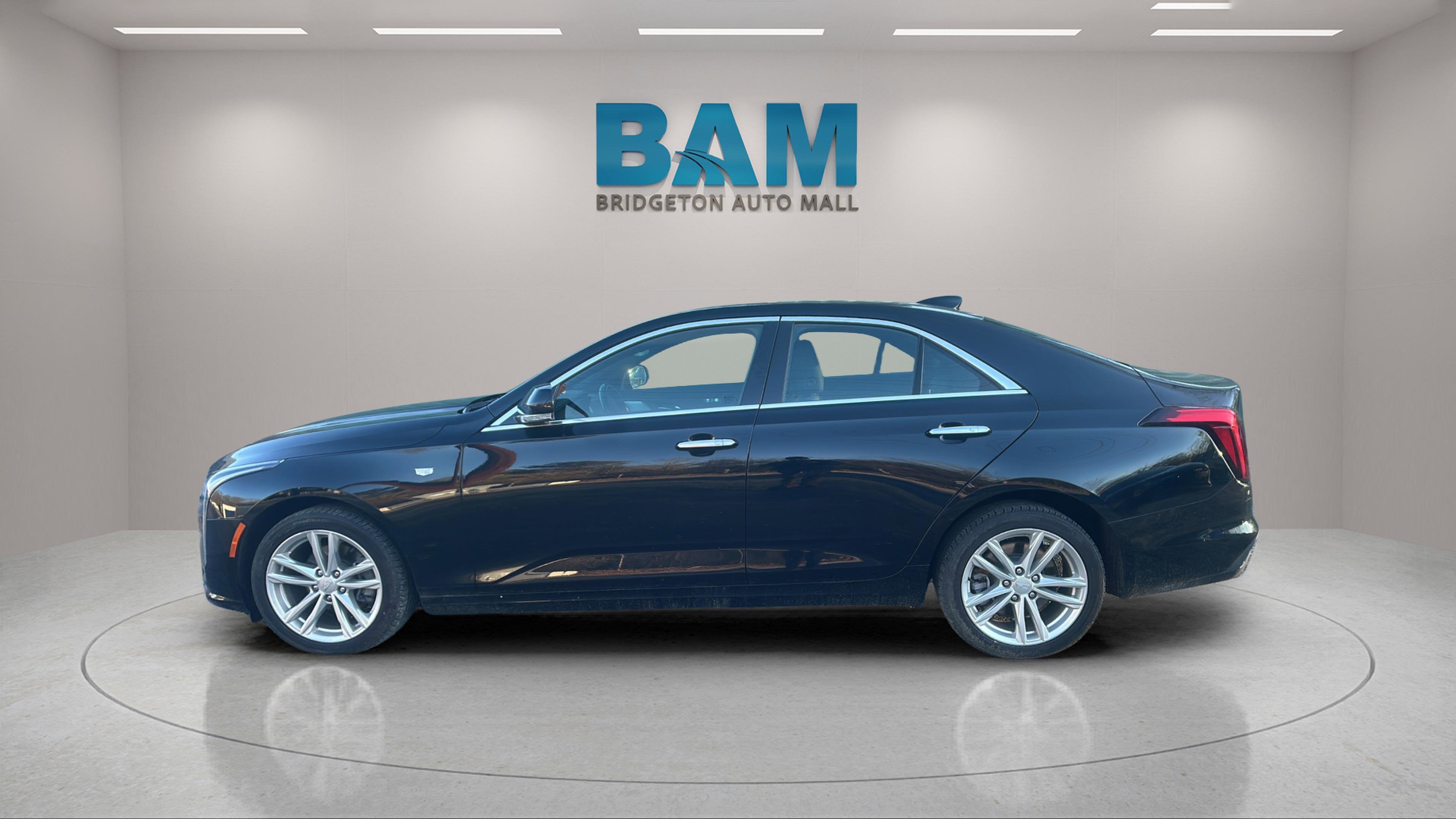 2023 Cadillac CT4 Luxury